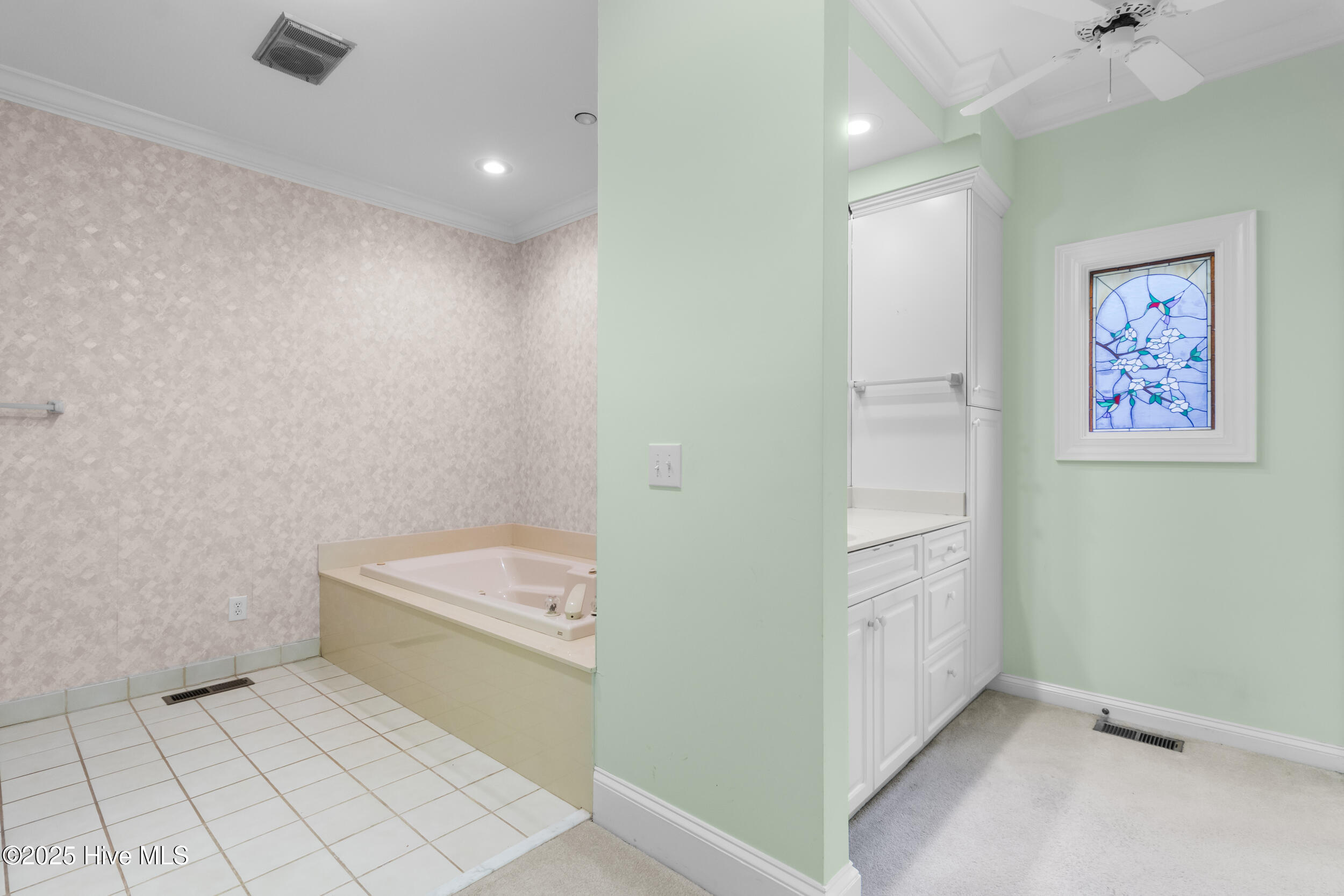 2000 Marsh Harbor Place