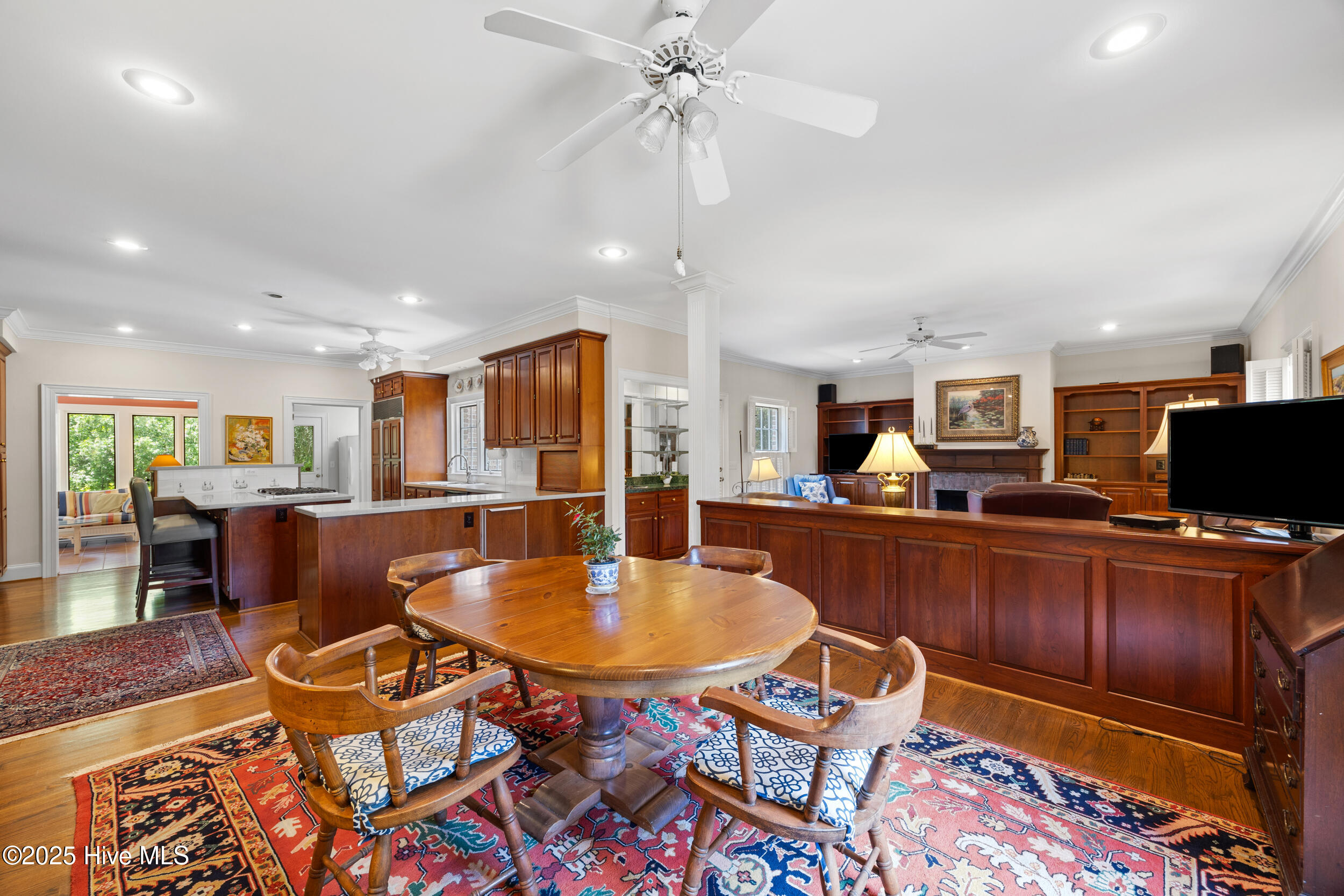 2000 Marsh Harbor Place
