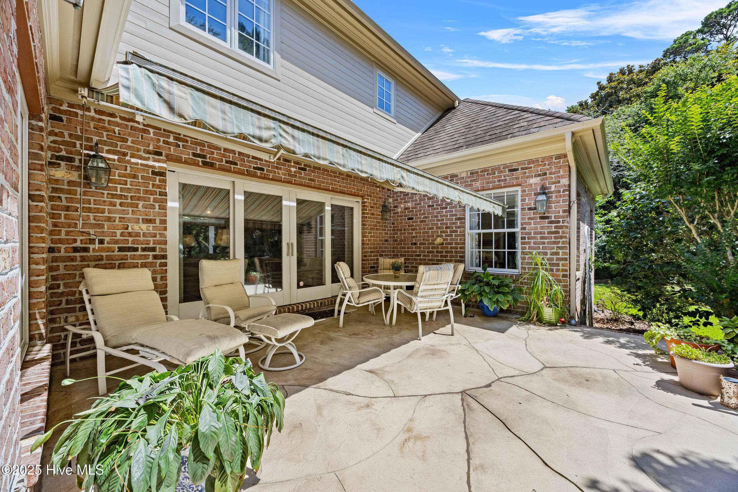 2000 Marsh Harbor Place