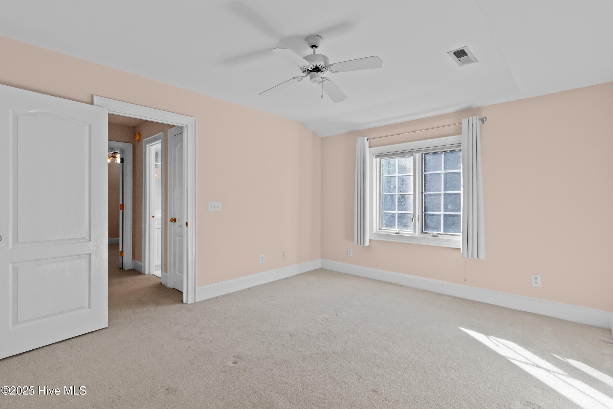 2000 Marsh Harbor Place