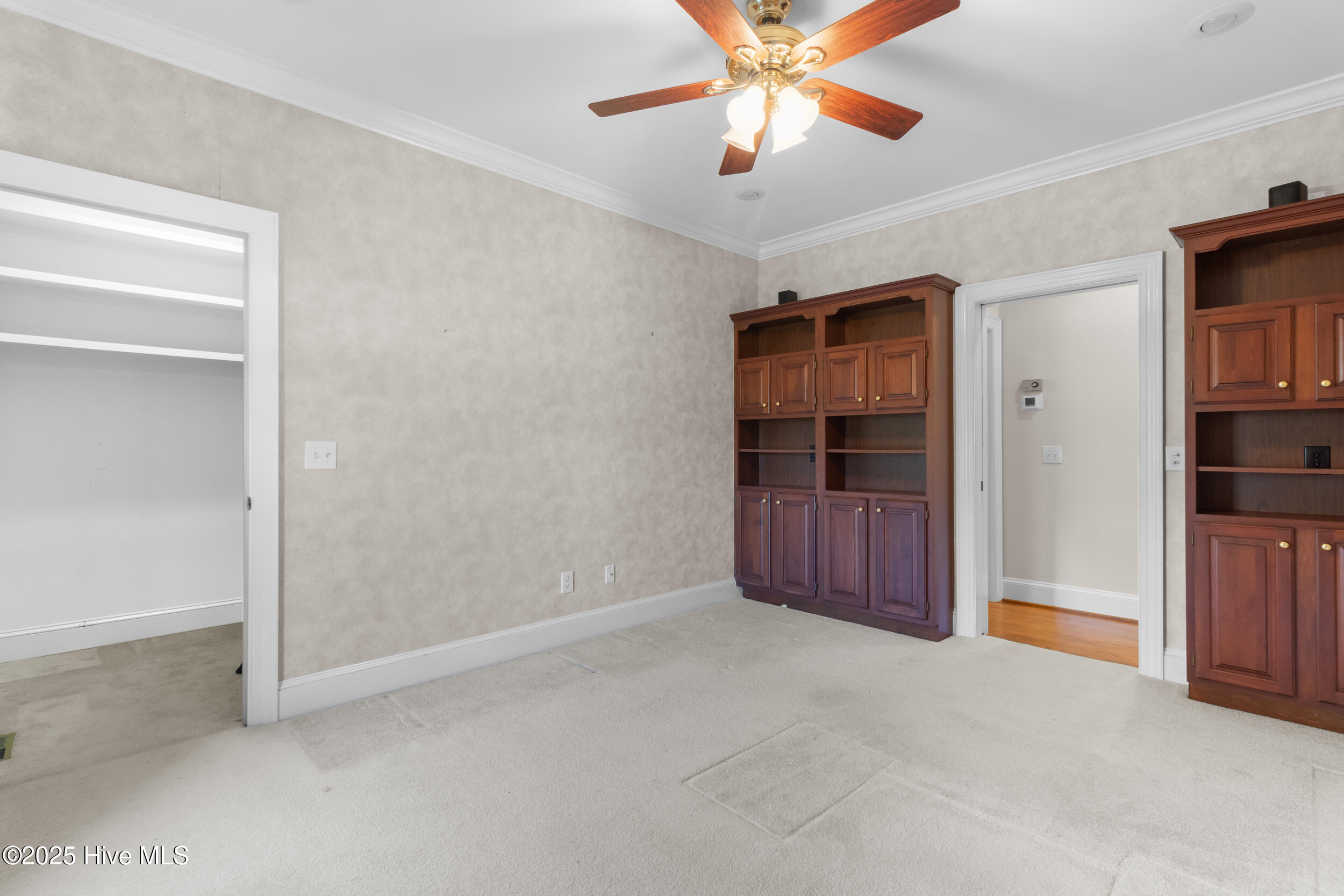 2000 Marsh Harbor Place