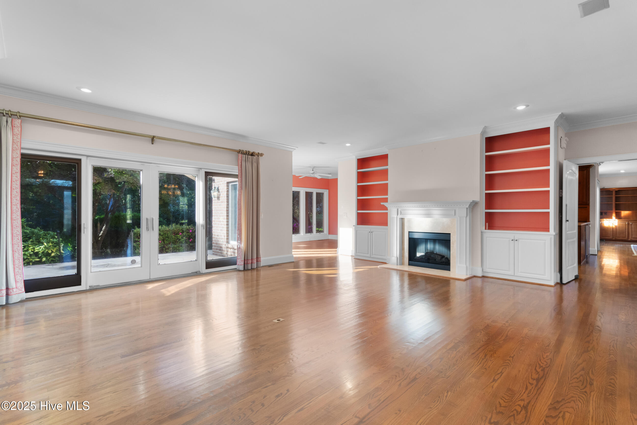 2000 Marsh Harbor Place