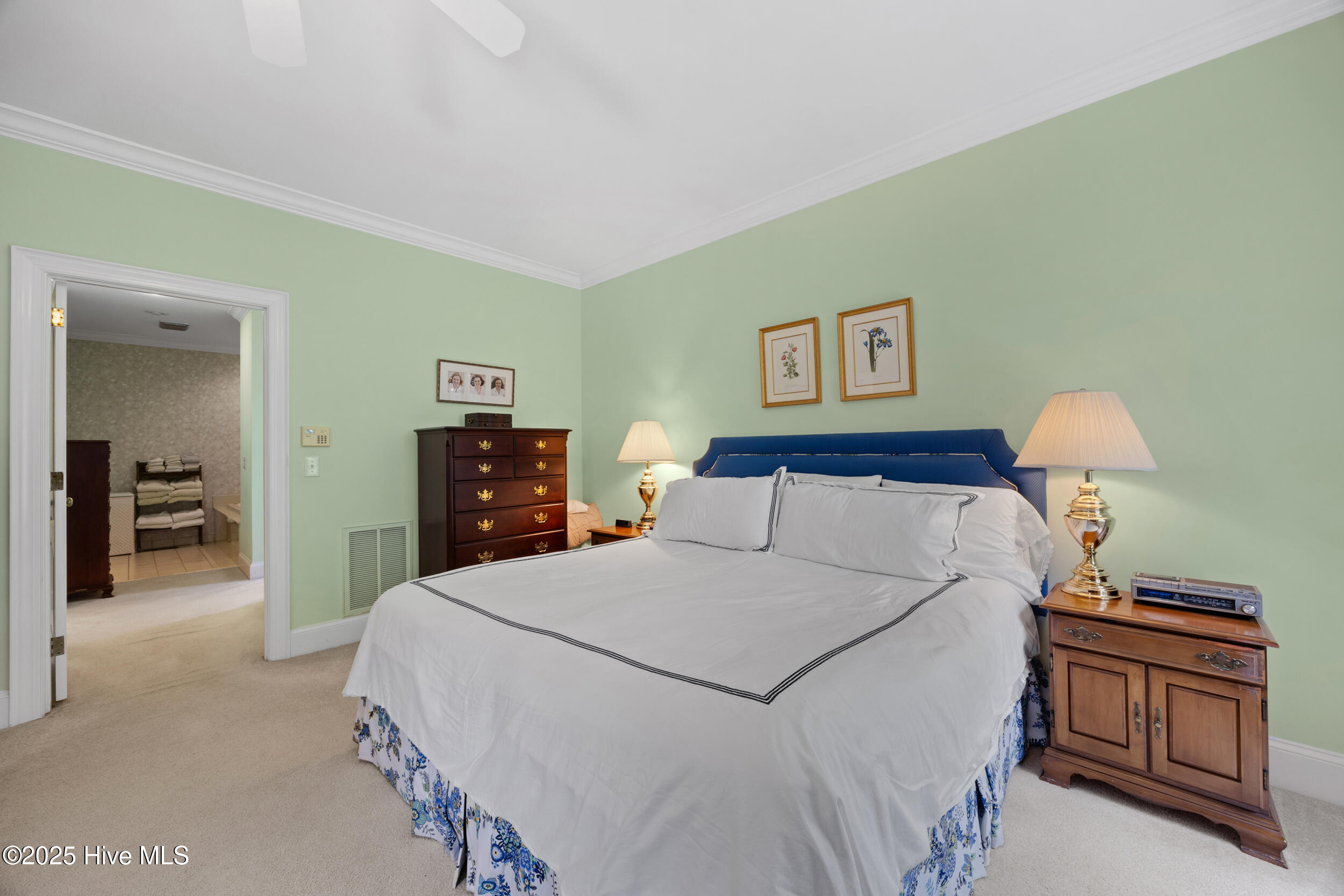 2000 Marsh Harbor Place