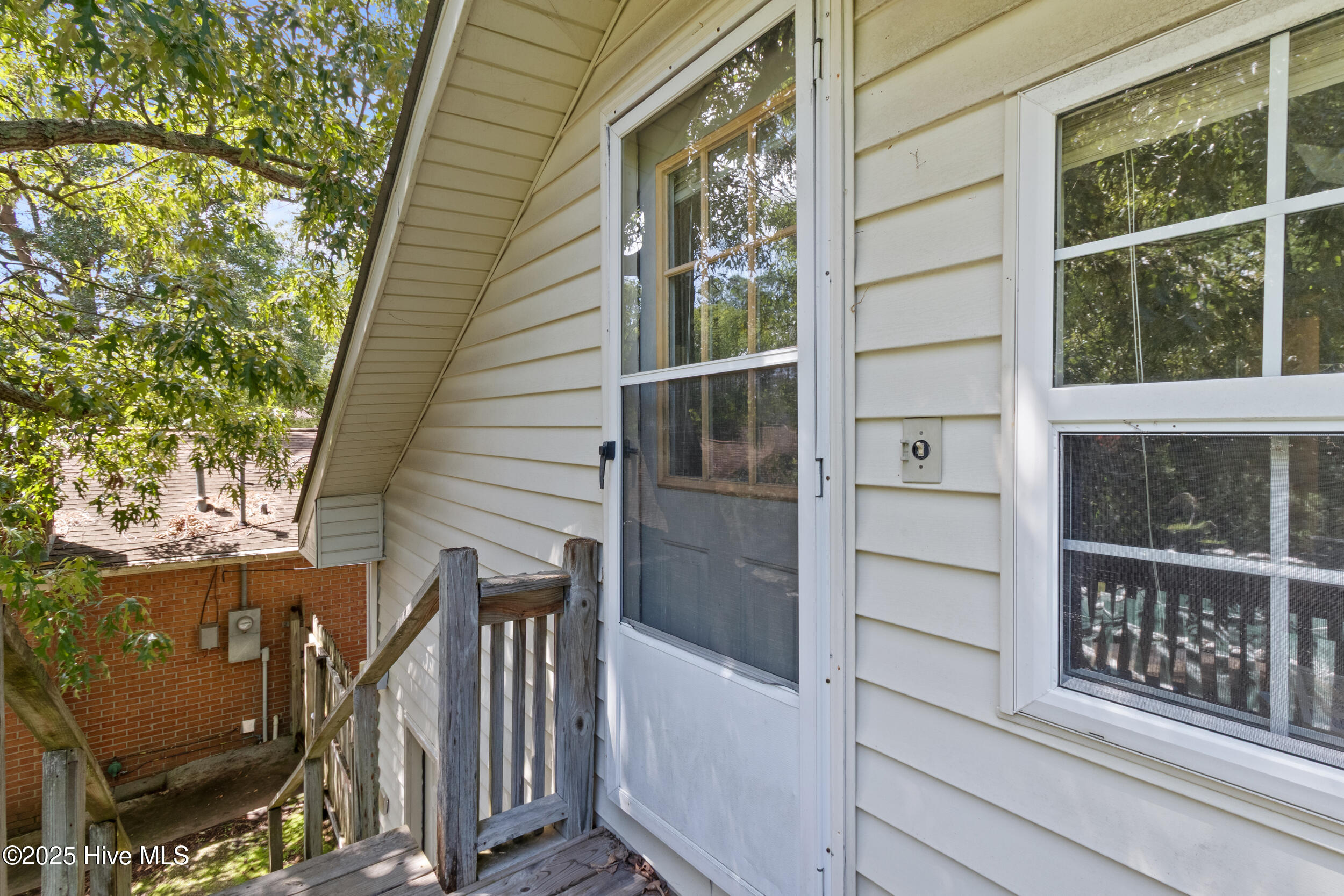 409 Sharon Drive