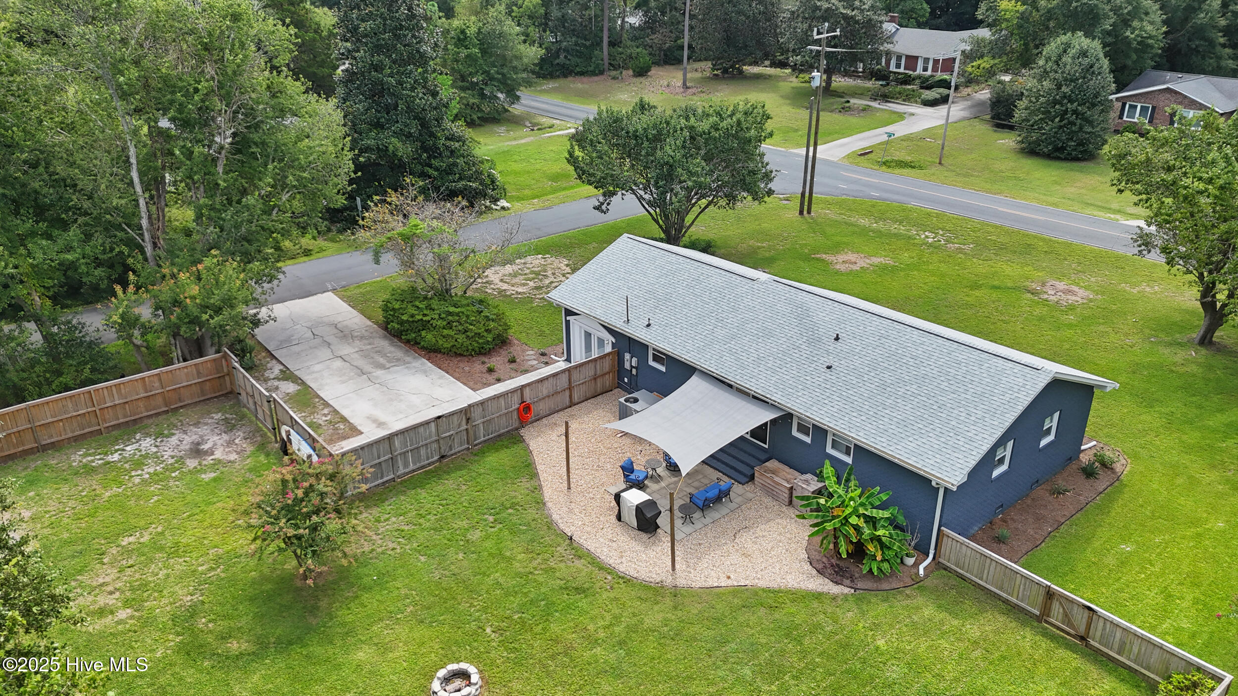 302 Mohican Trail