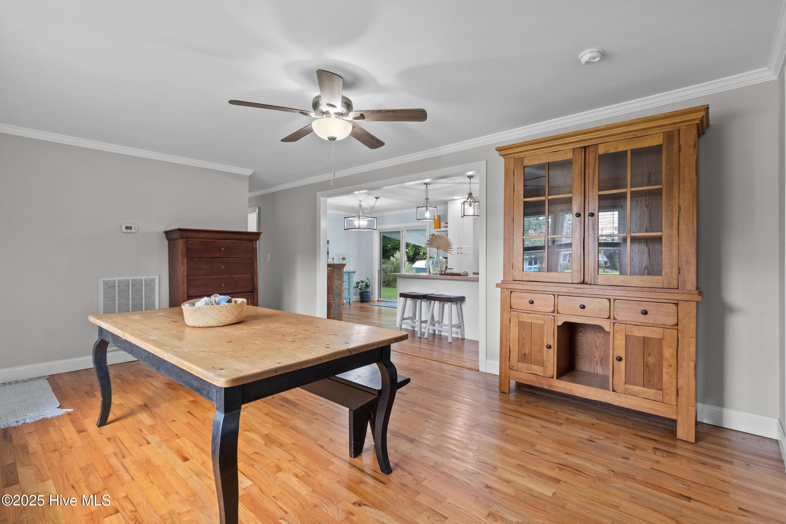 302 Mohican Trail
