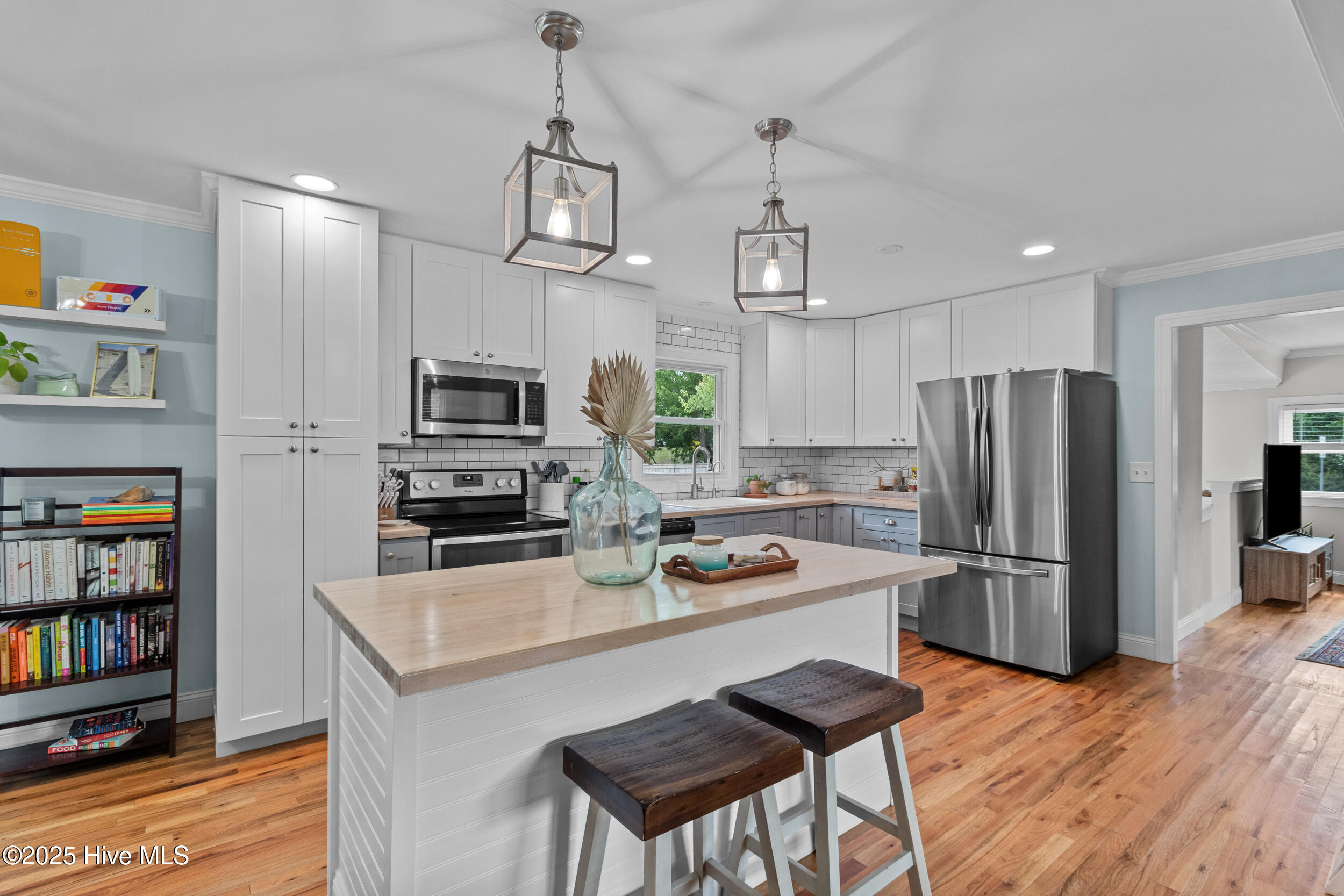 302 Mohican Trail