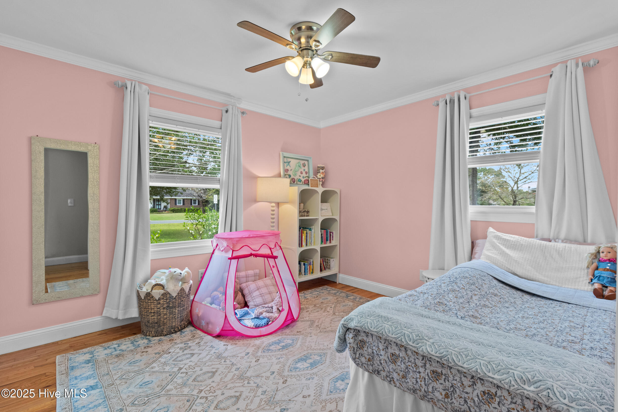 302 Mohican Trail