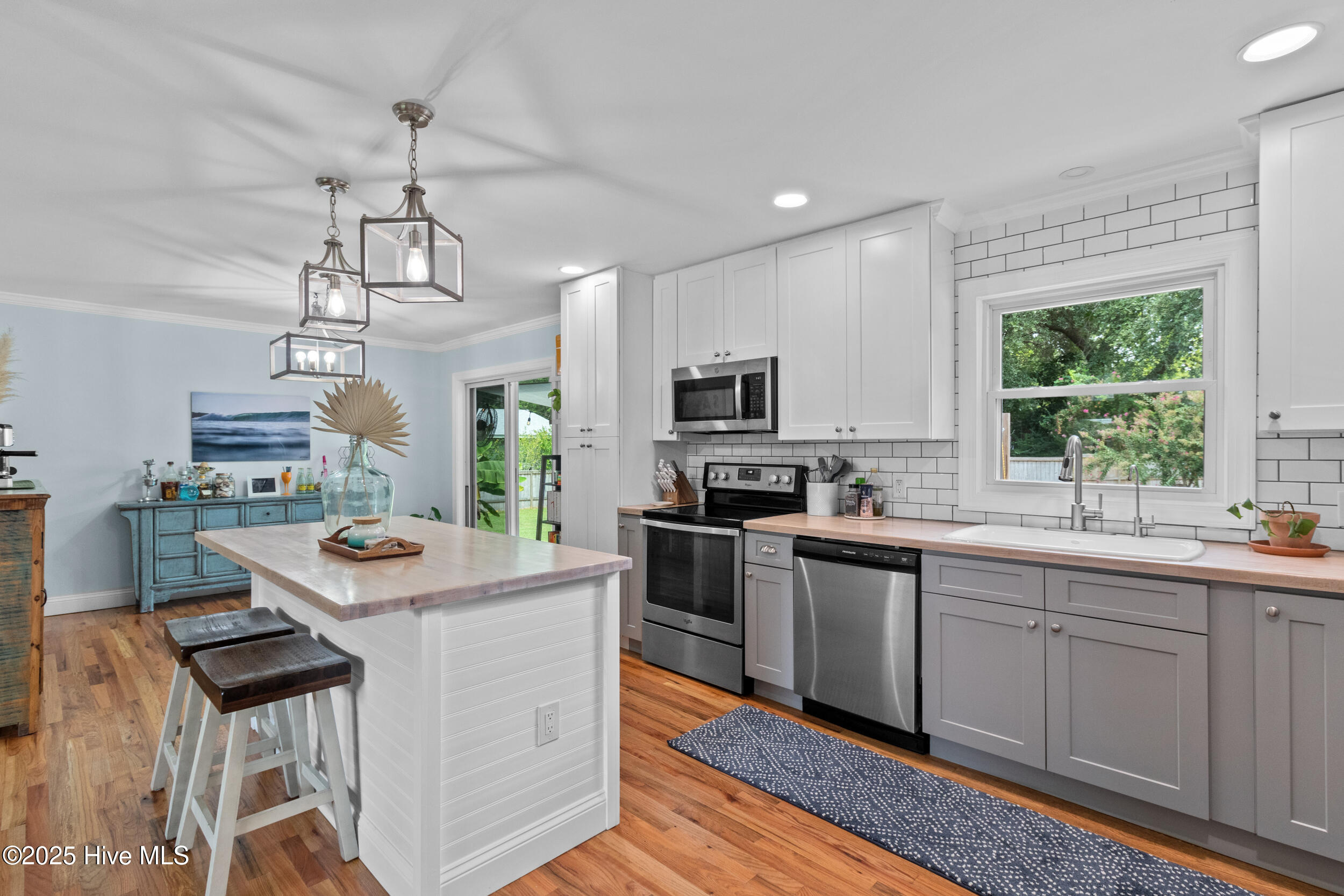 302 Mohican Trail