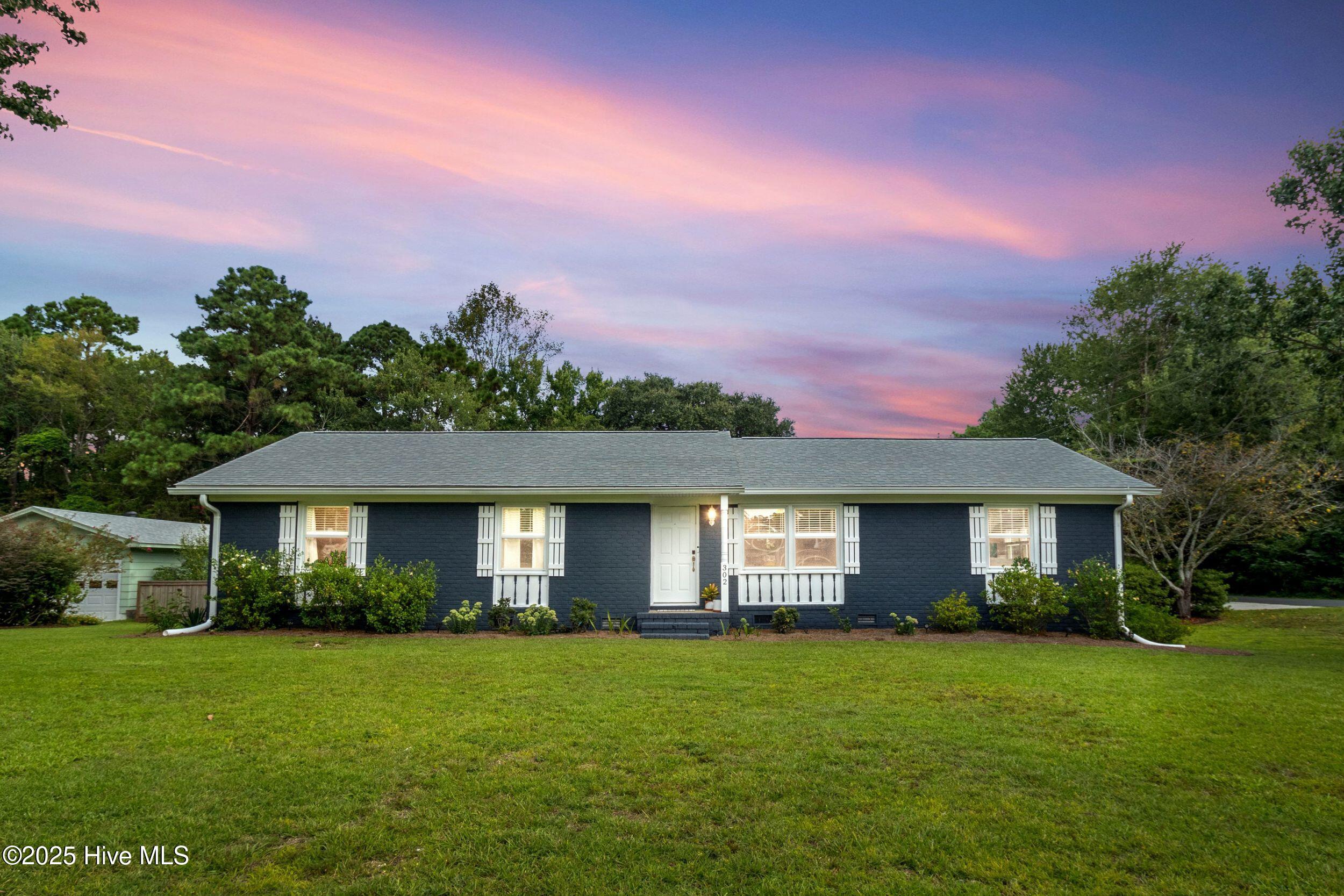 302 Mohican Trail