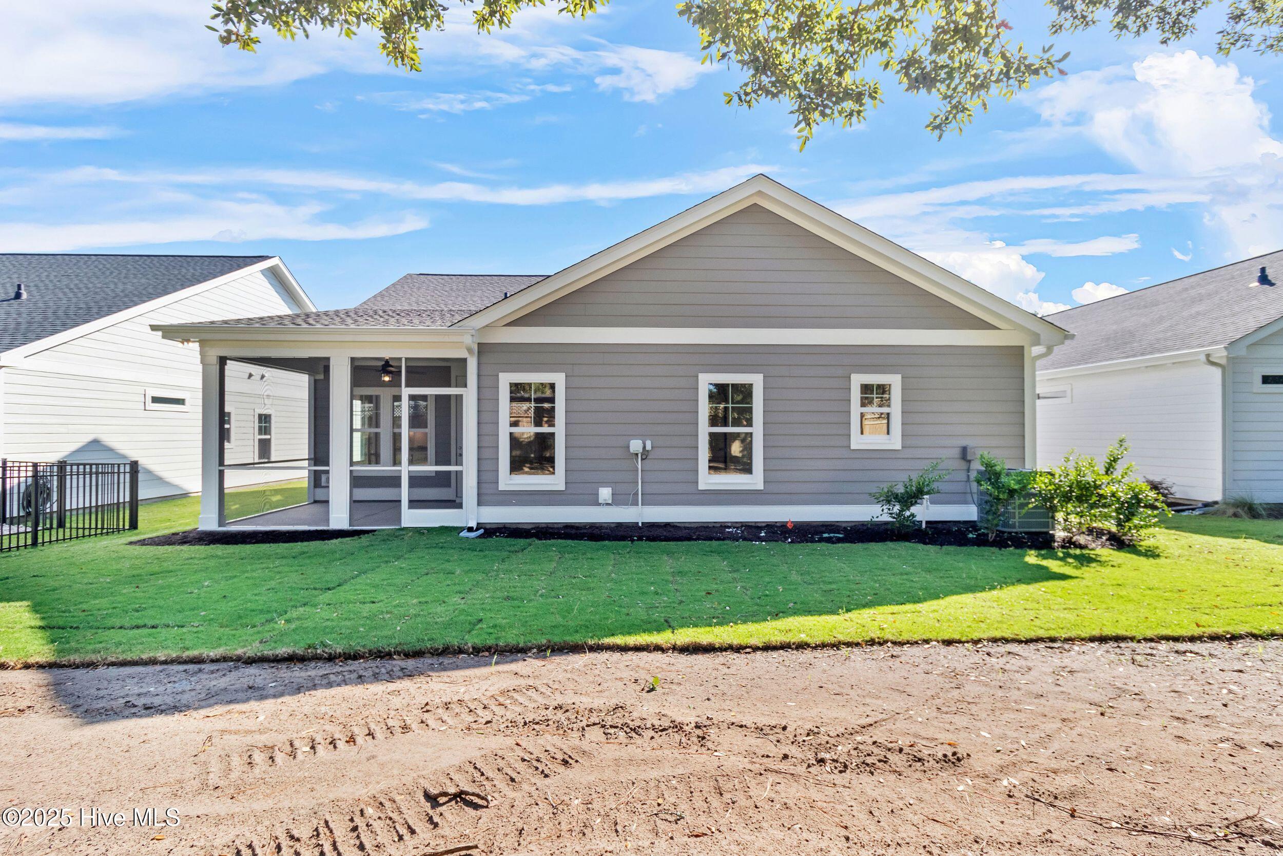2059 Greenside Manor Drive SW