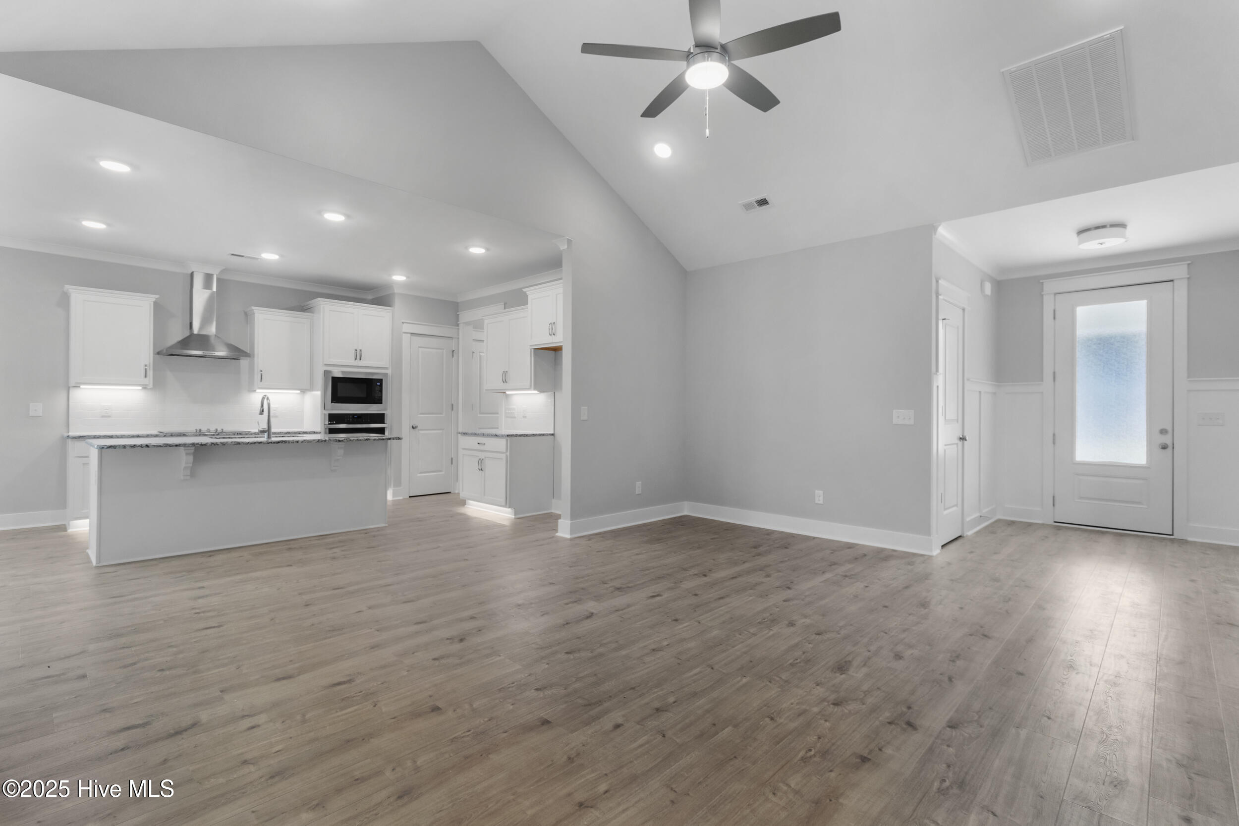 2059 Greenside Manor Drive SW