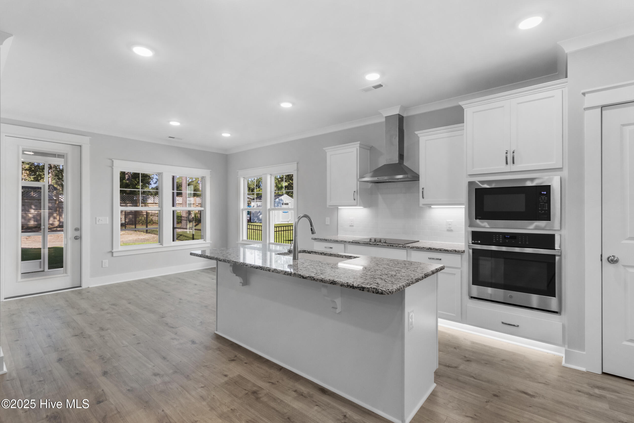 2059 Greenside Manor Drive SW