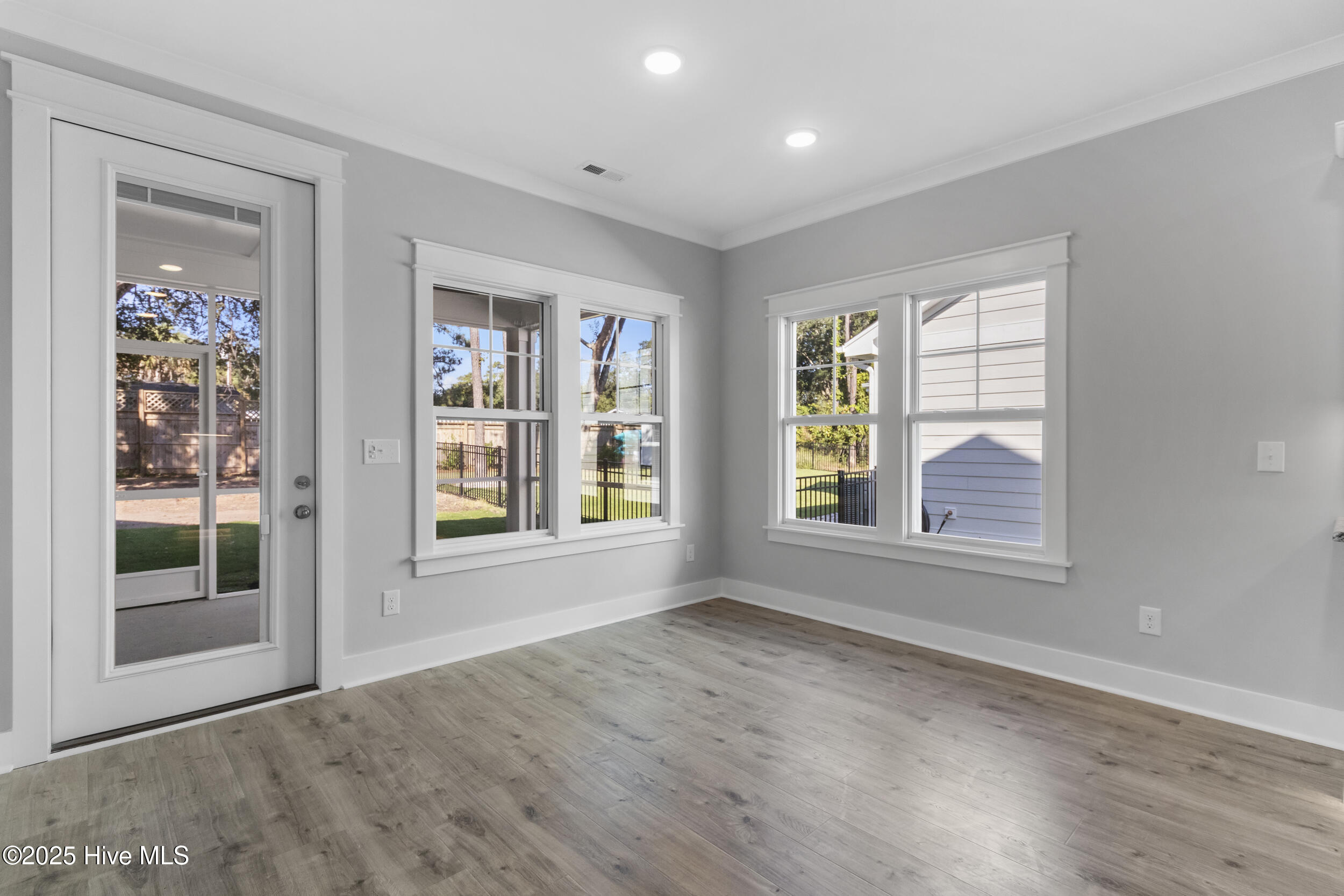 2059 Greenside Manor Drive SW