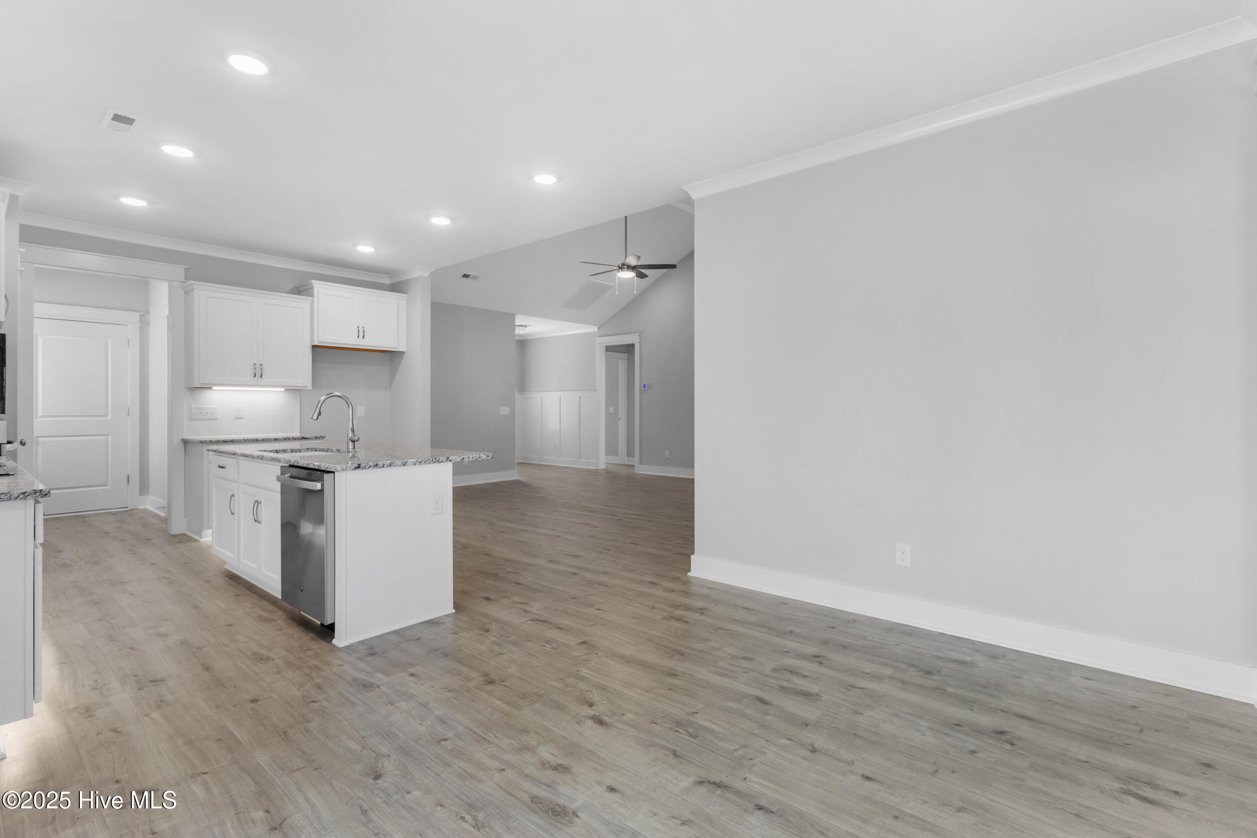2059 Greenside Manor Drive SW
