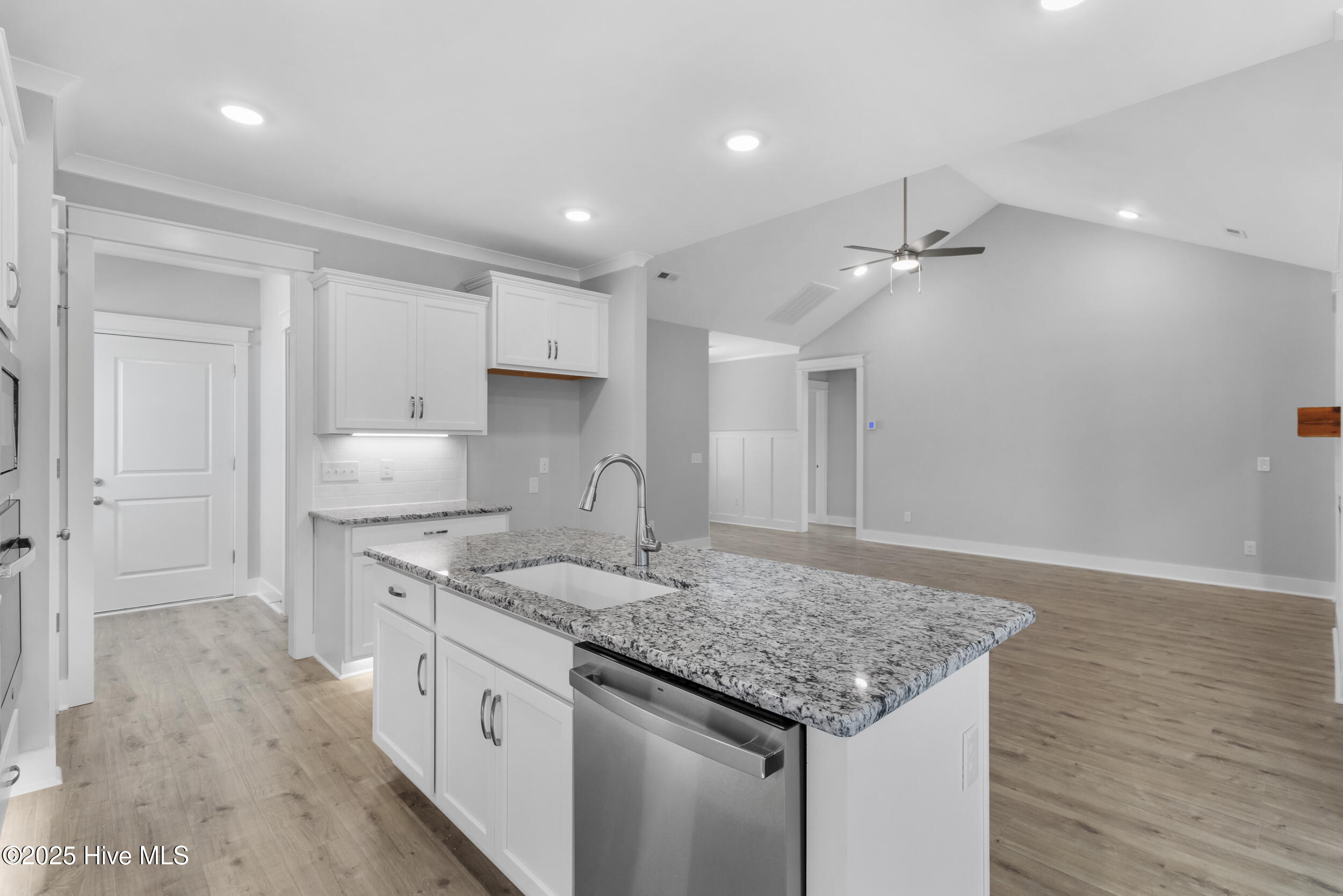 2059 Greenside Manor Drive SW