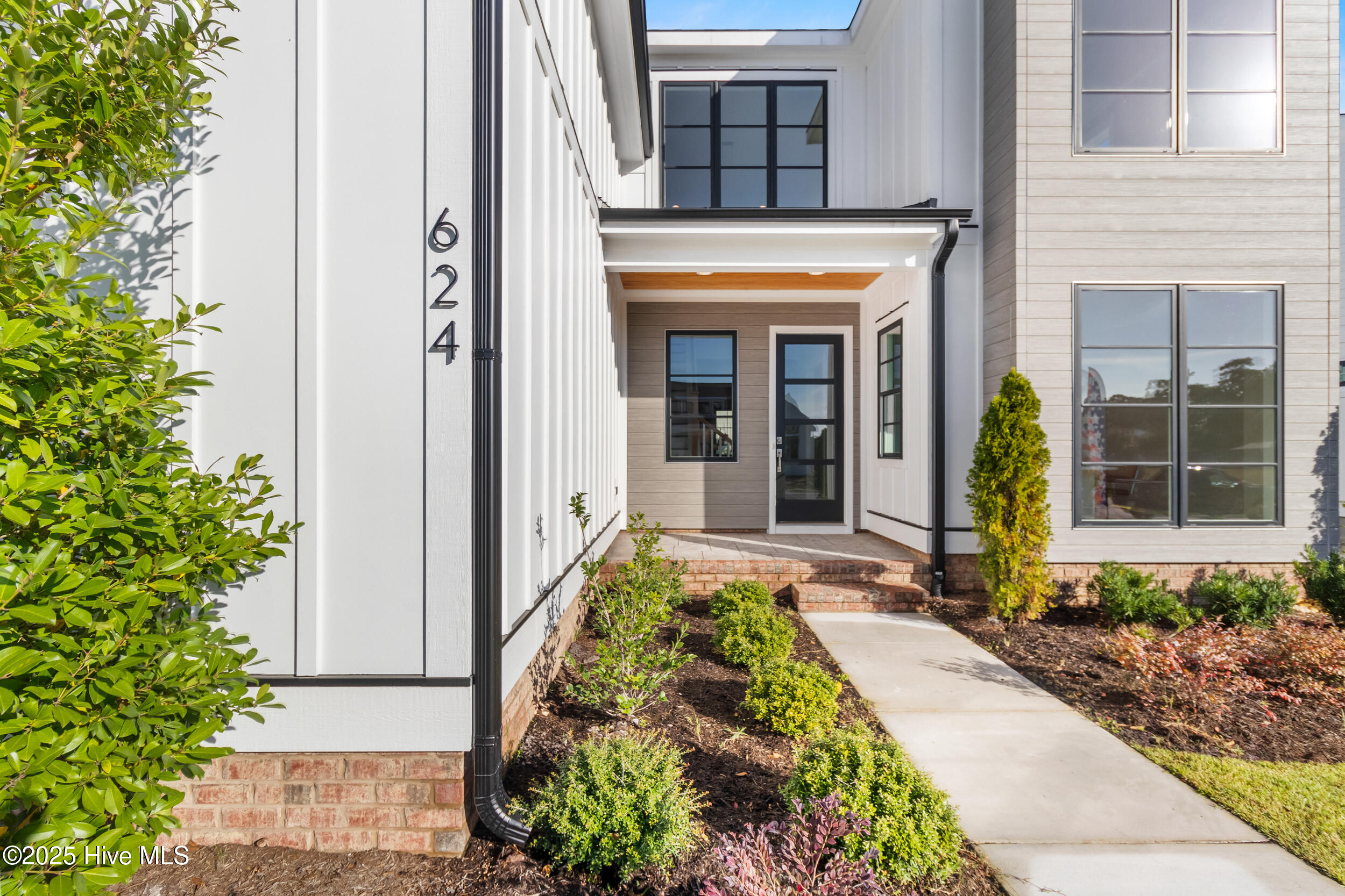 624 Waterstone Drive