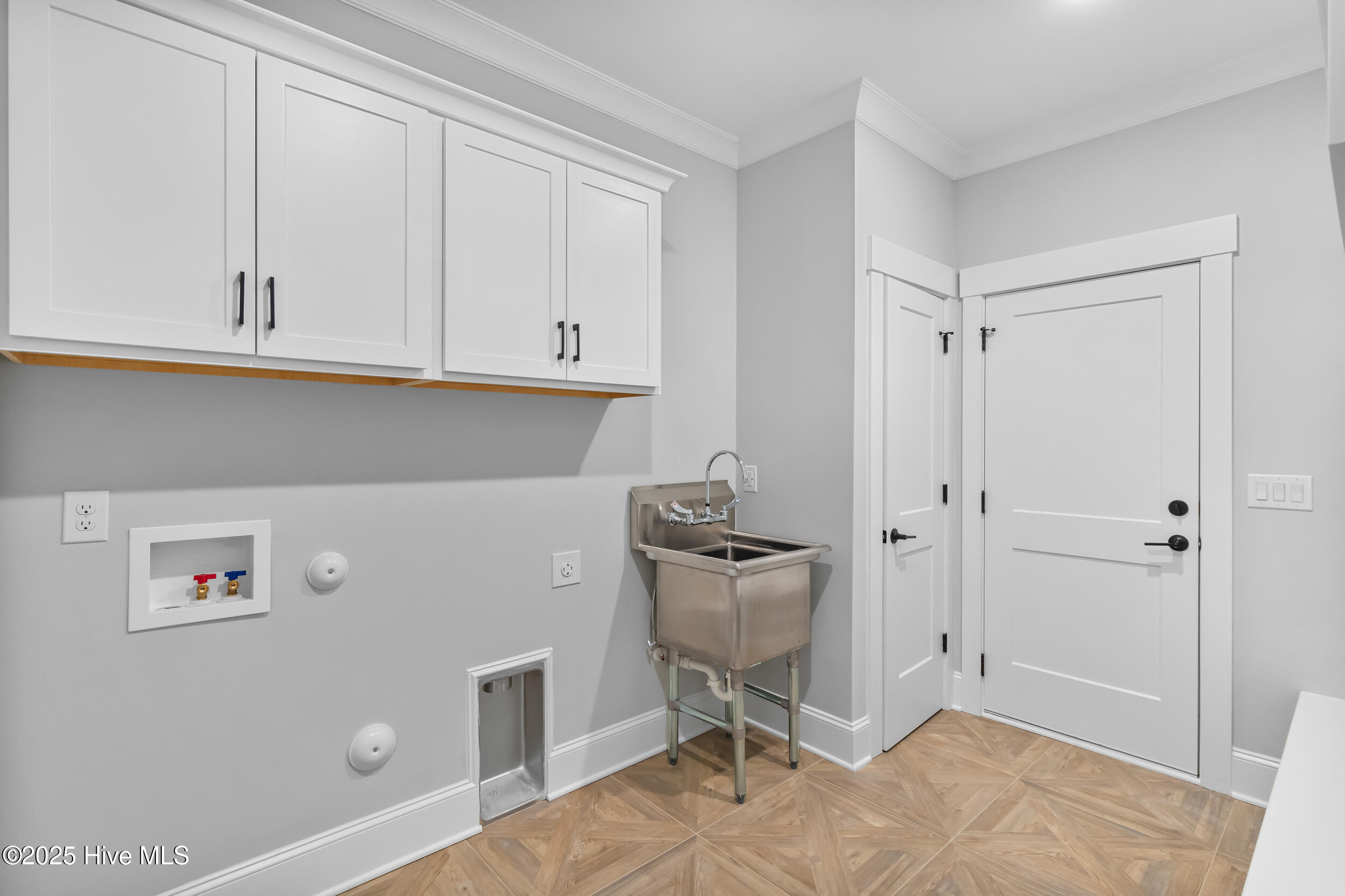 8261 Winding Creek Circle