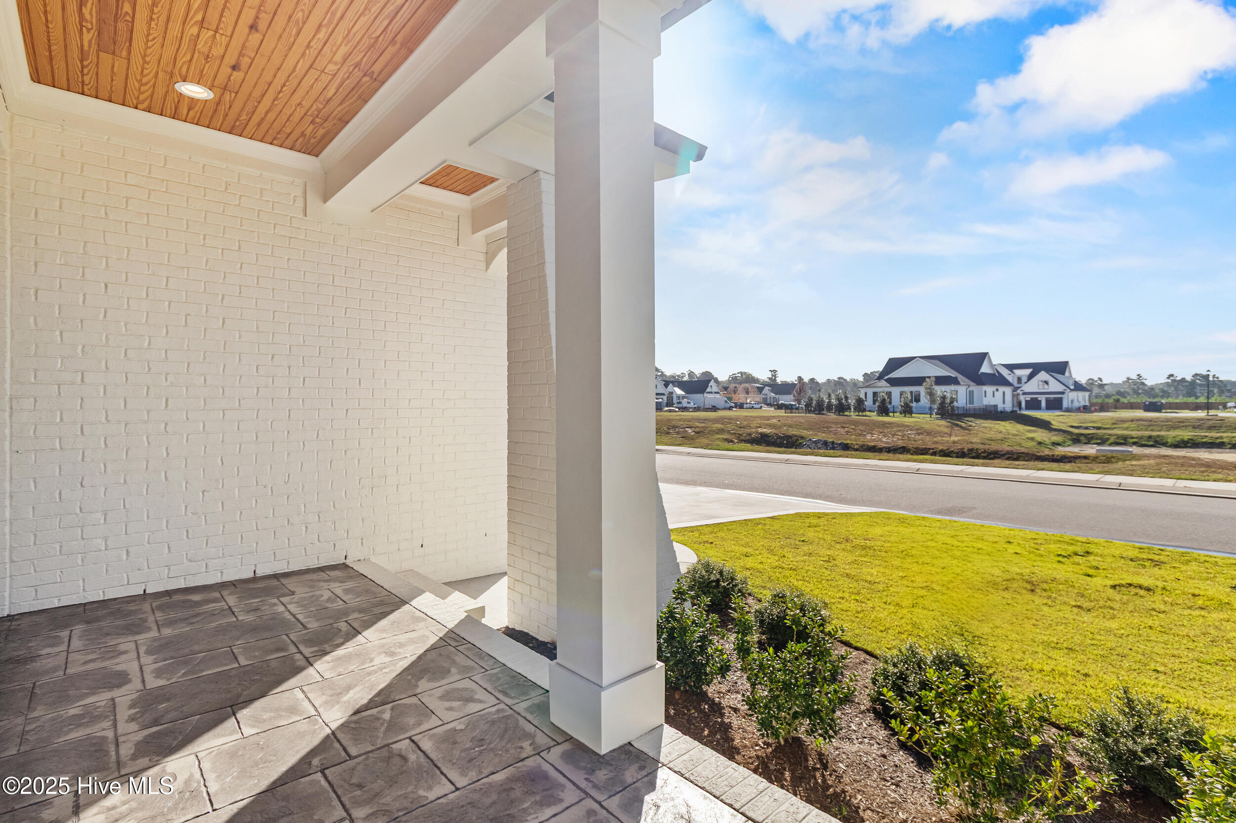 636 Waterstone Drive