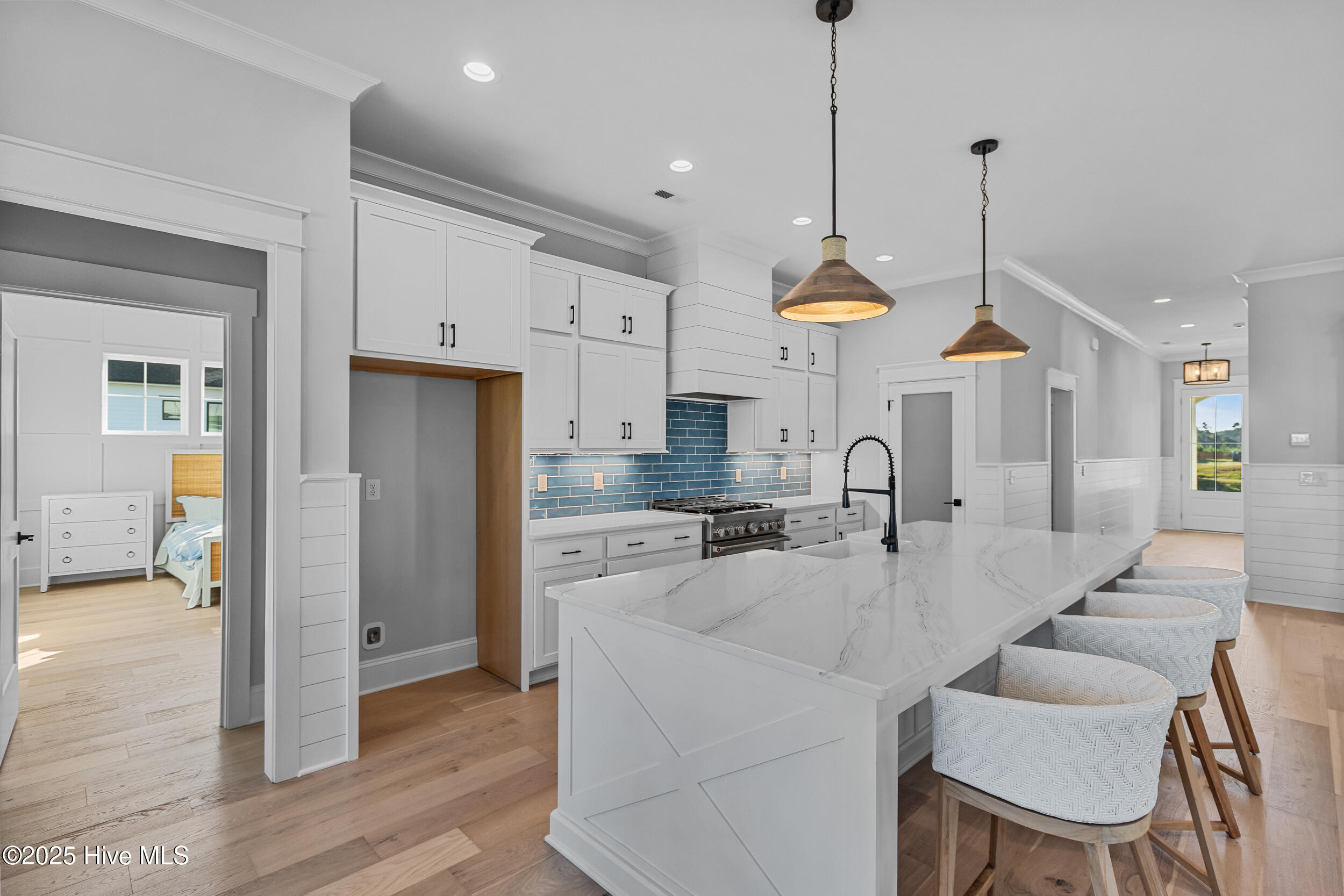 636 Waterstone Drive