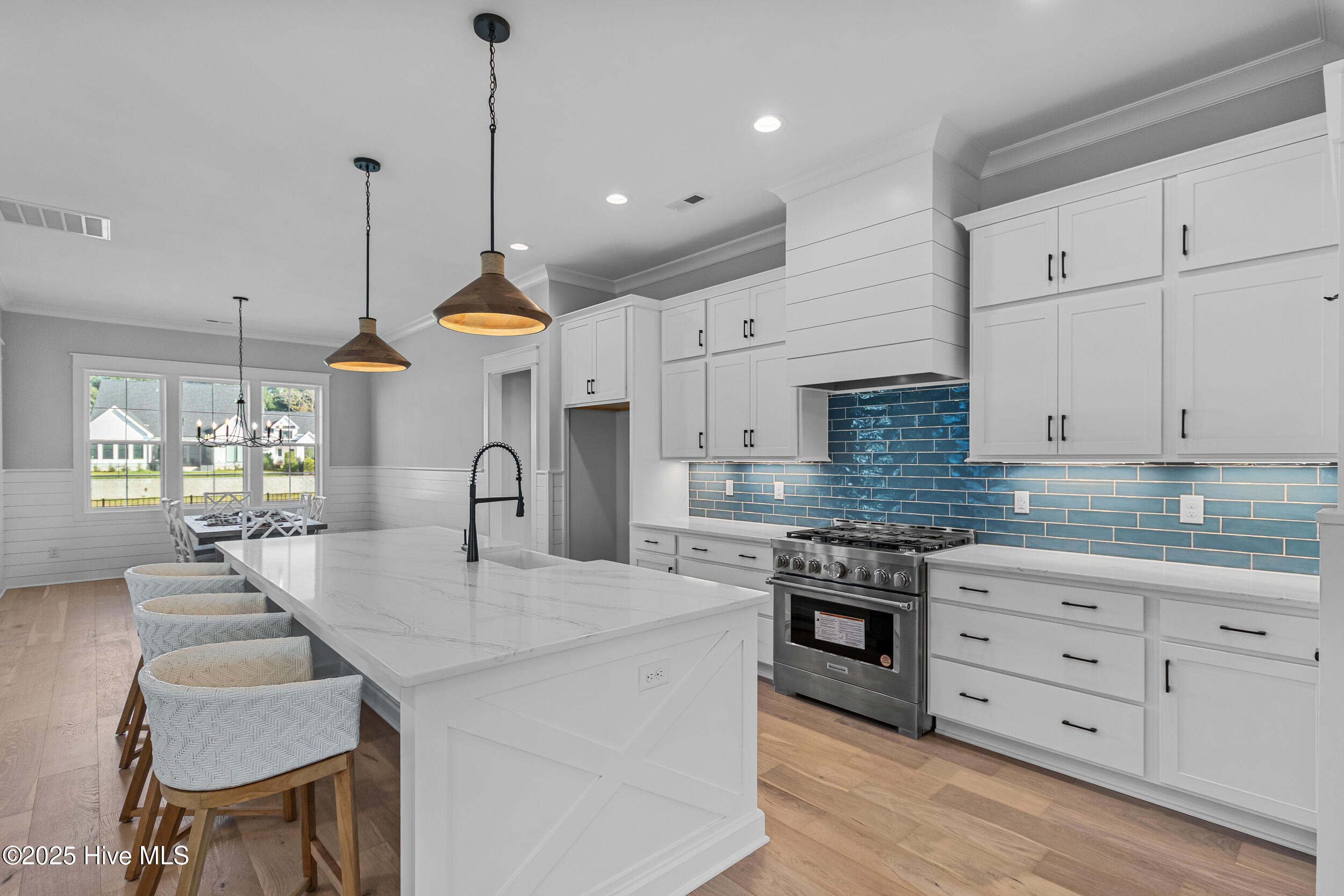 636 Waterstone Drive
