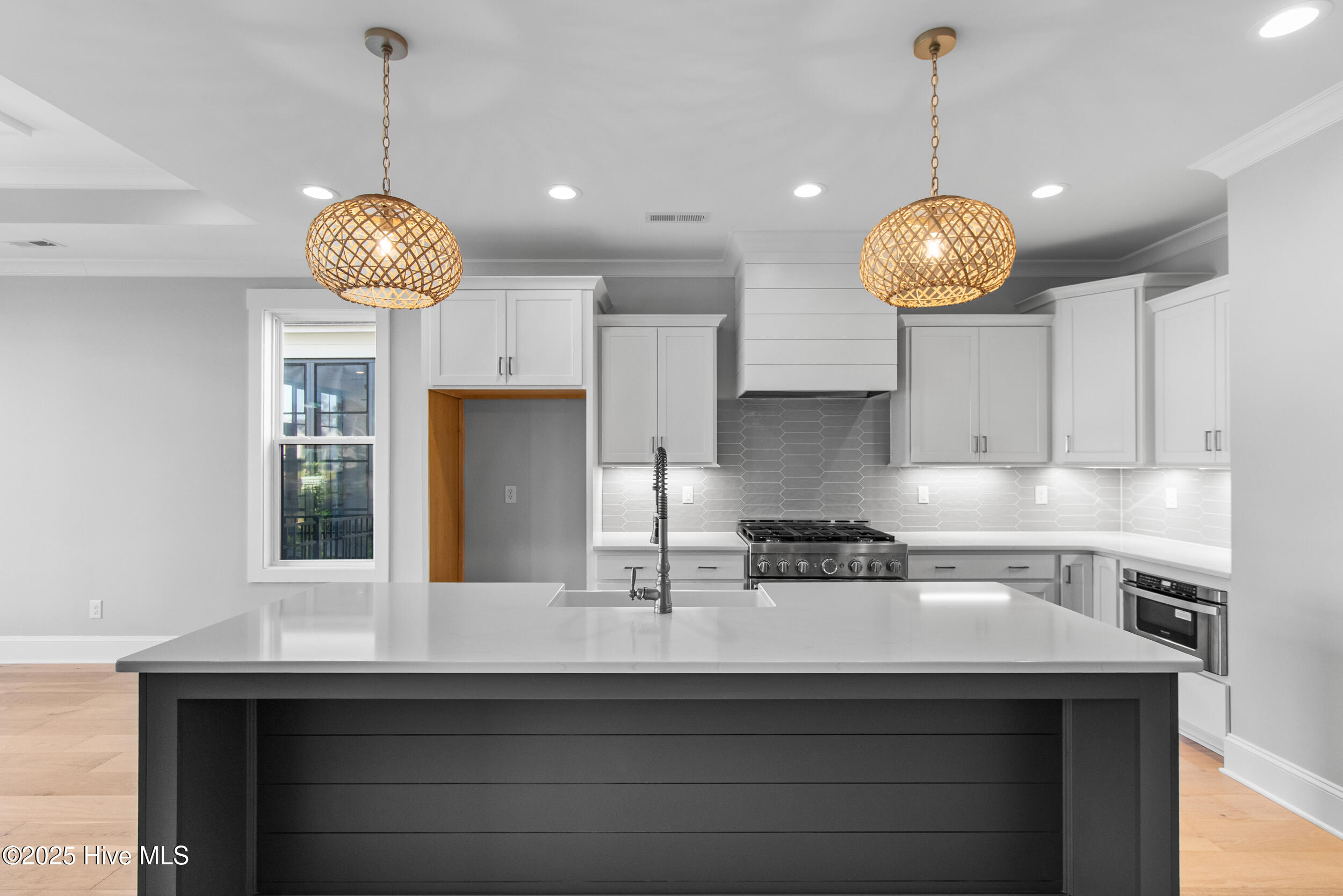 640 Waterstone Drive