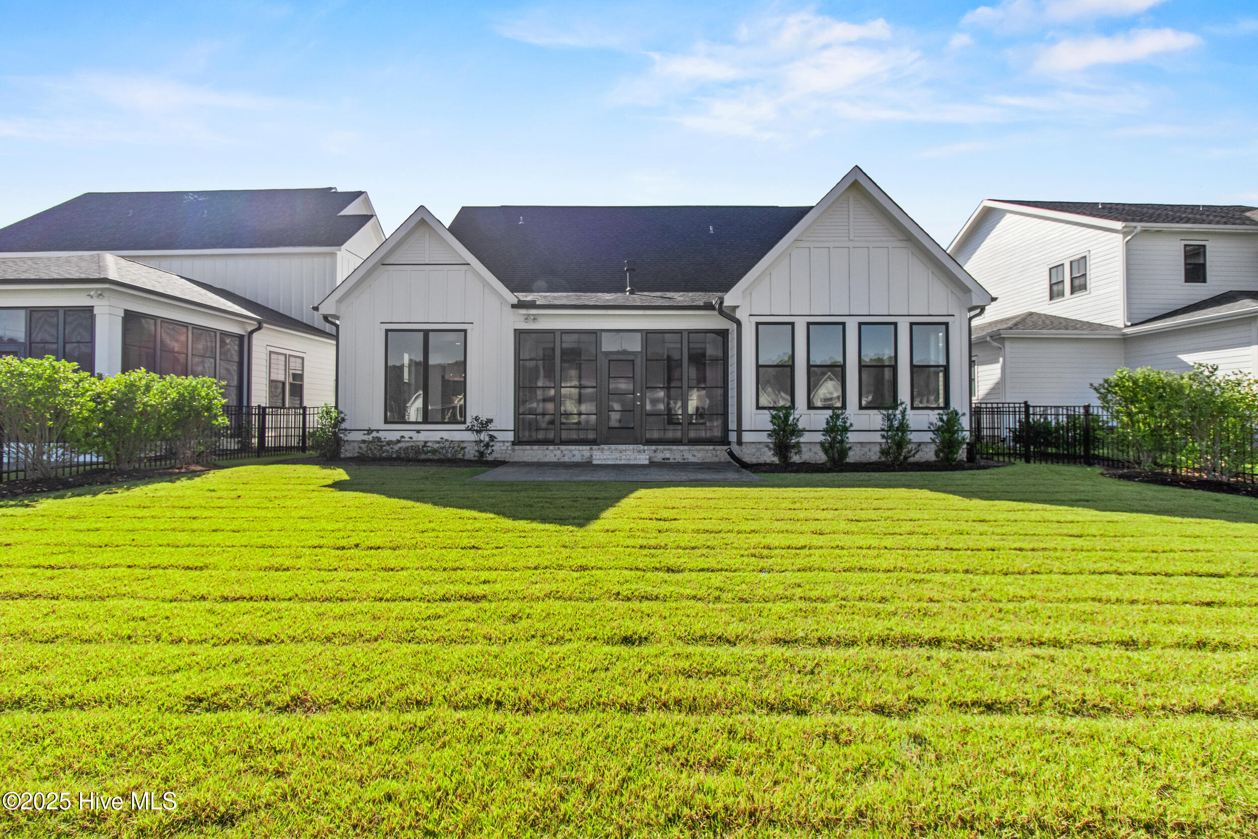 640 Waterstone Drive