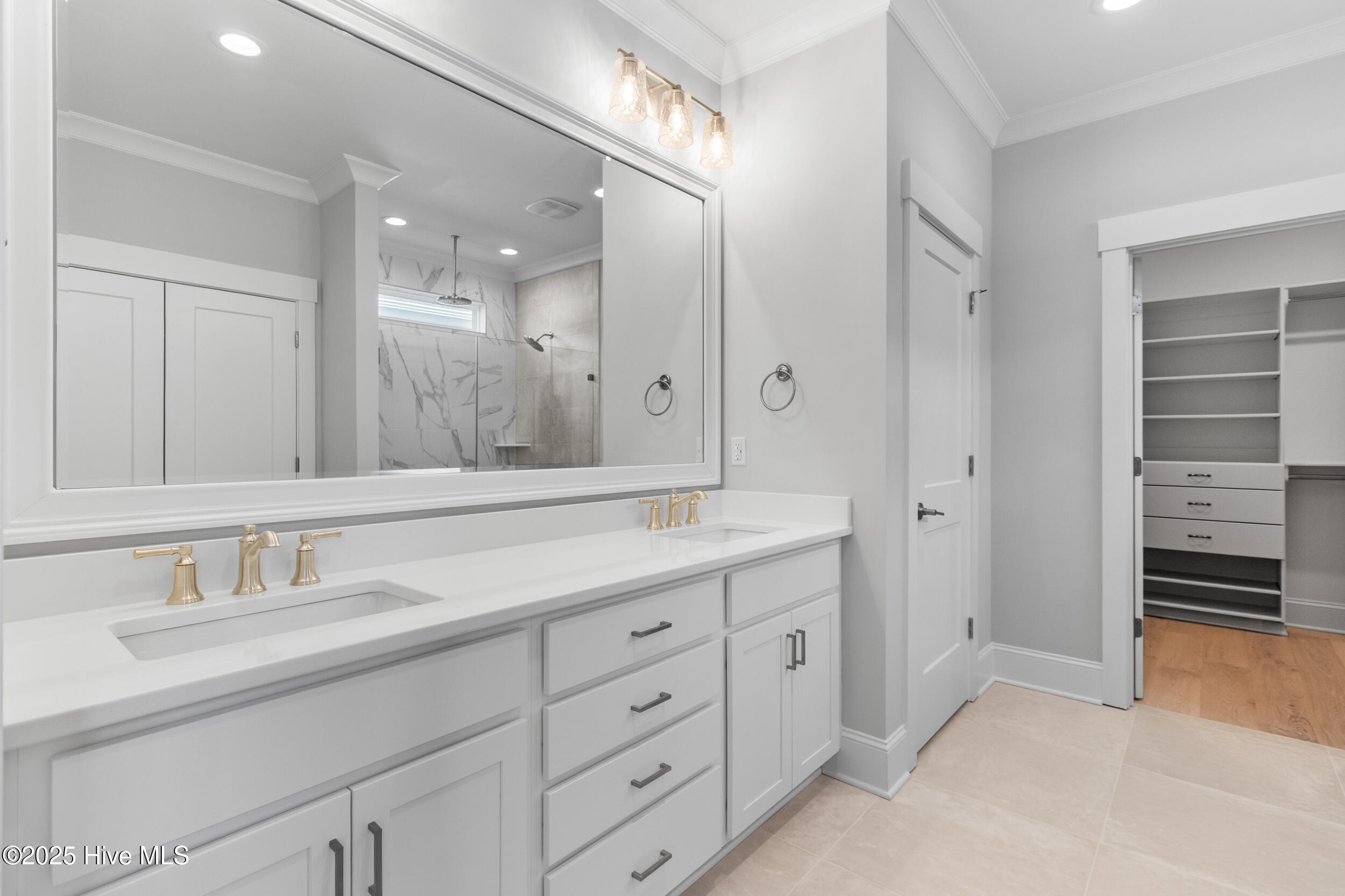 640 Waterstone Drive