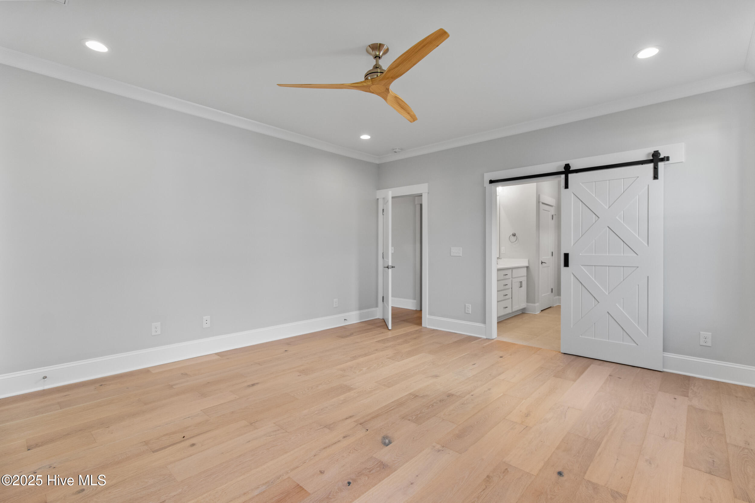 640 Waterstone Drive