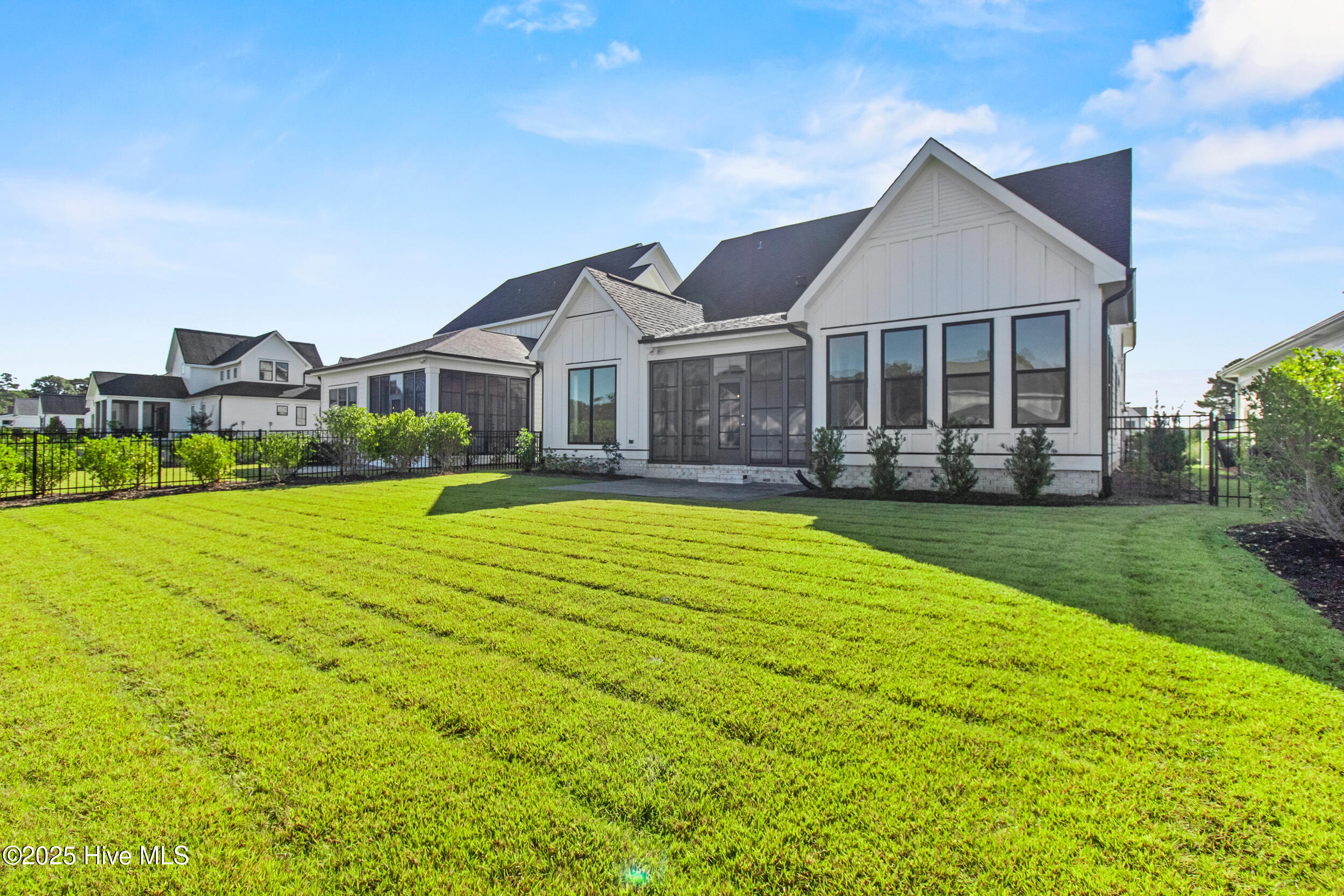 640 Waterstone Drive