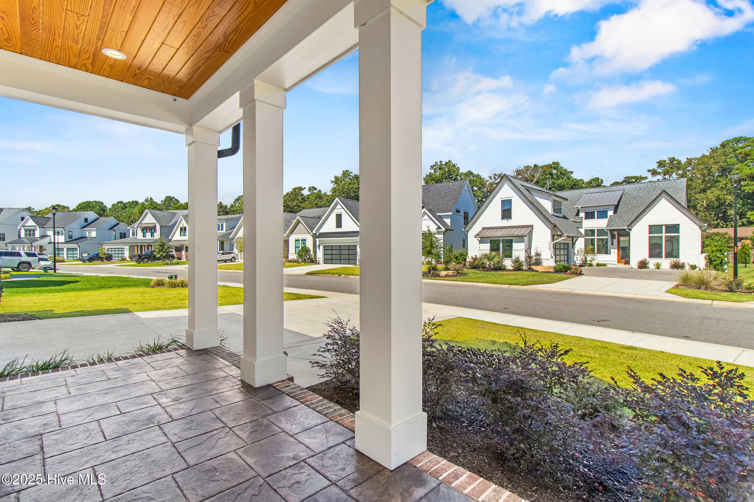 8268 Winding Creek Circle, Wilmington