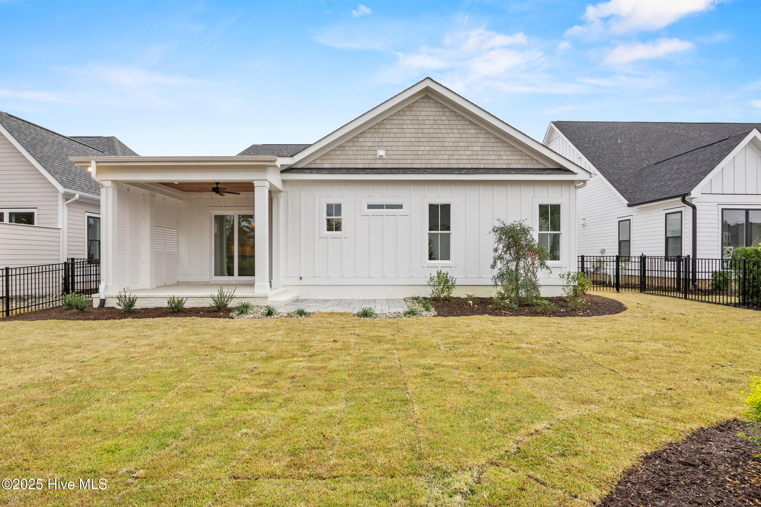 620 Waterstone Drive