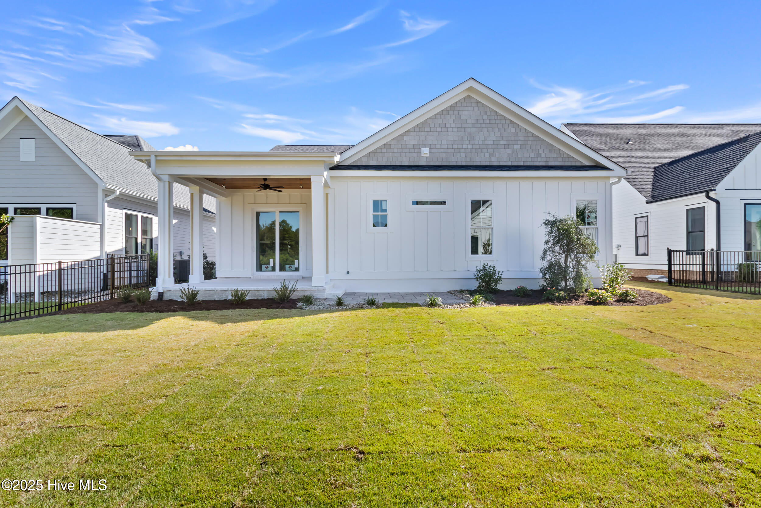 620 Waterstone Drive