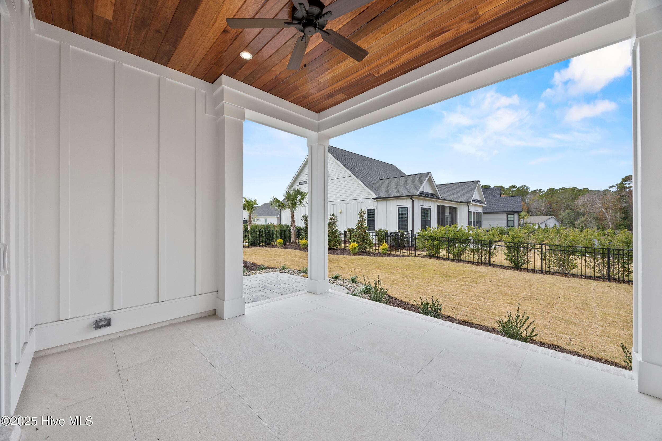 620 Waterstone Drive