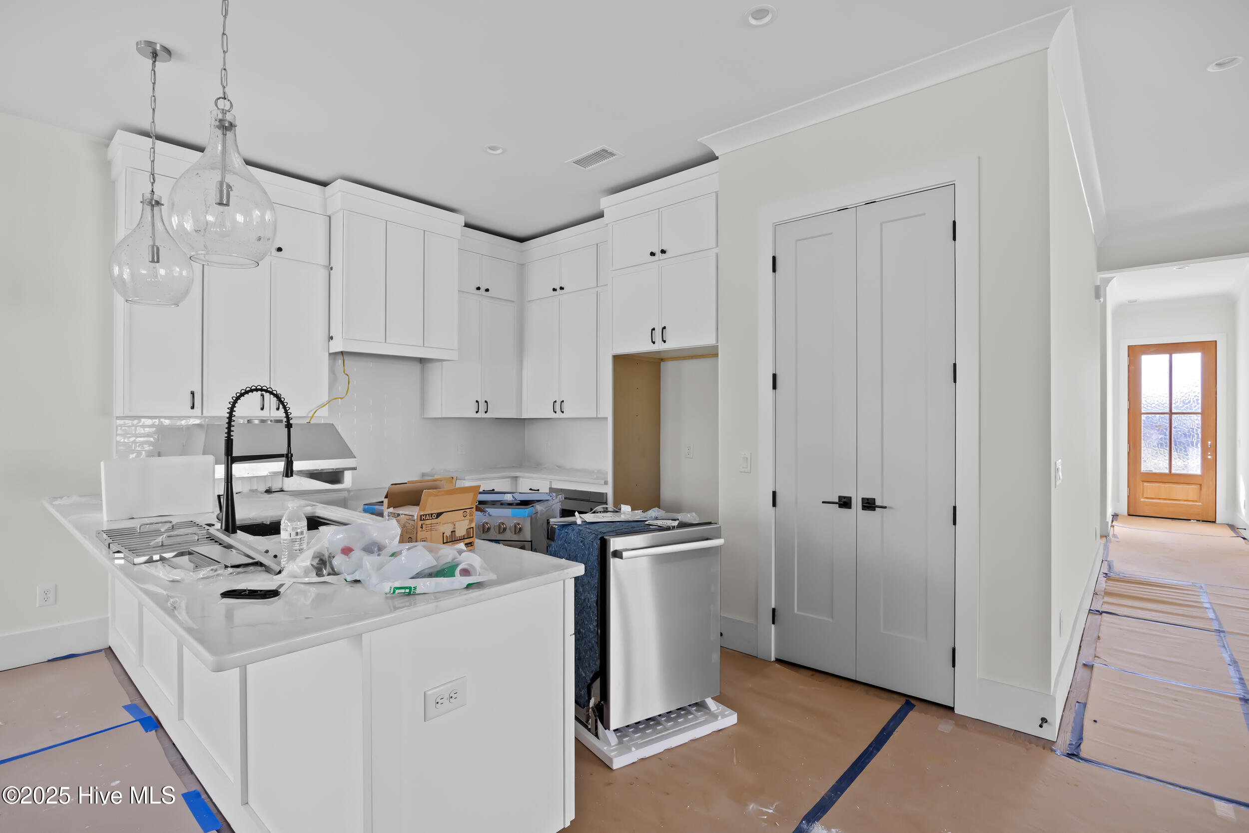 620 Waterstone Drive