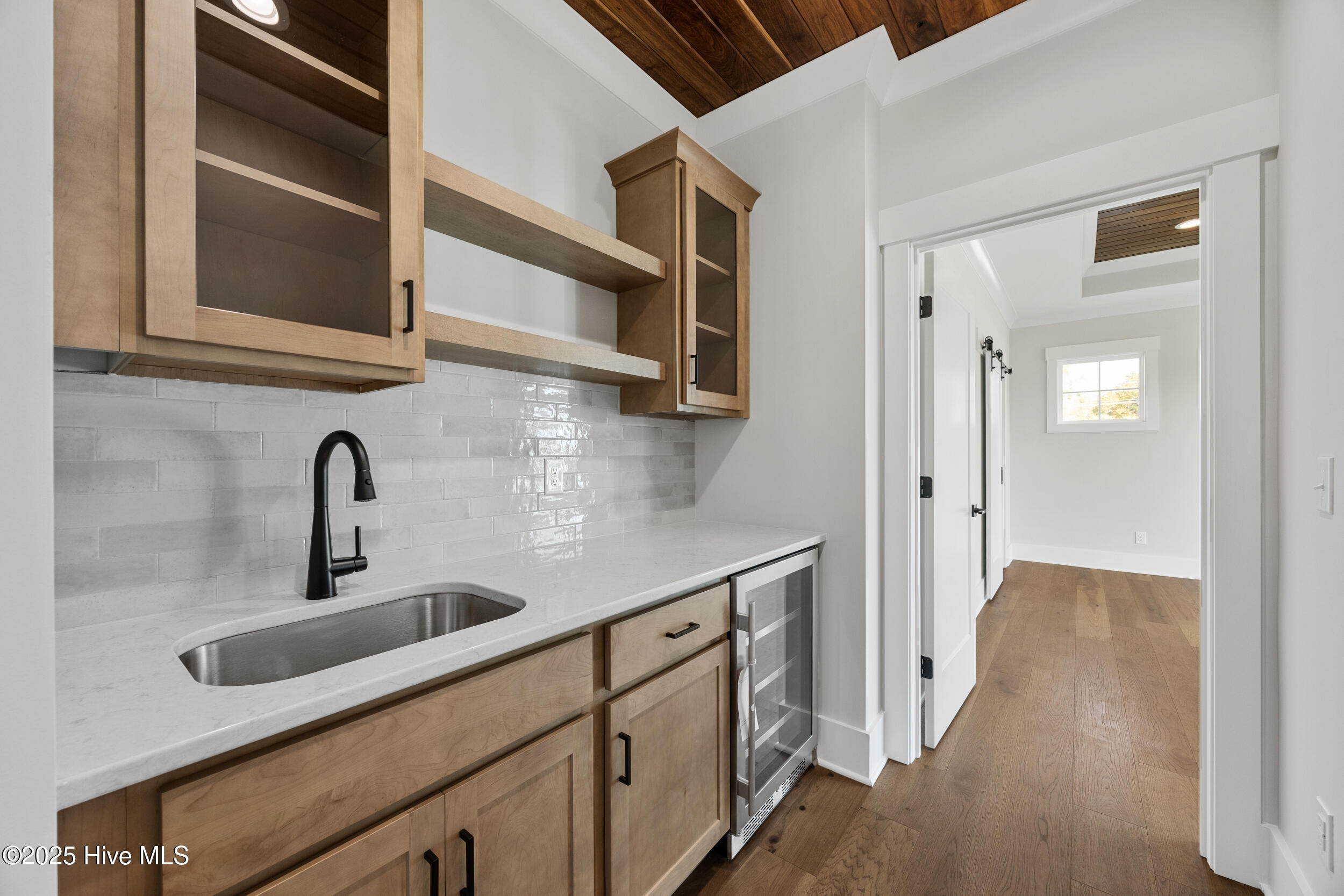 625 Waterstone Drive