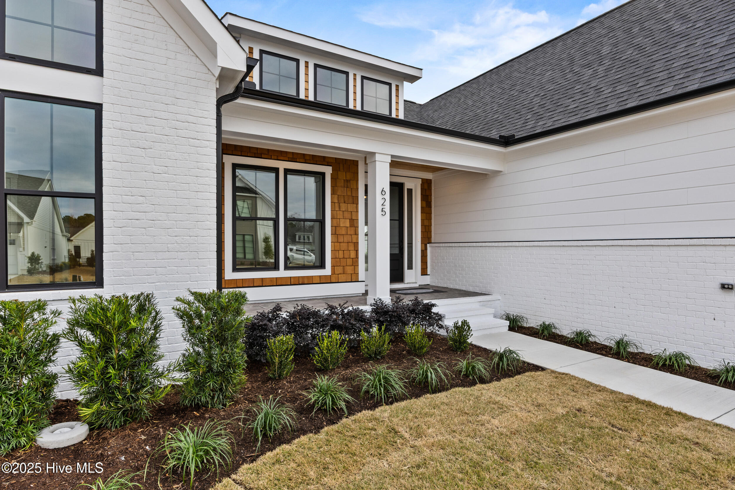 625 Waterstone Drive