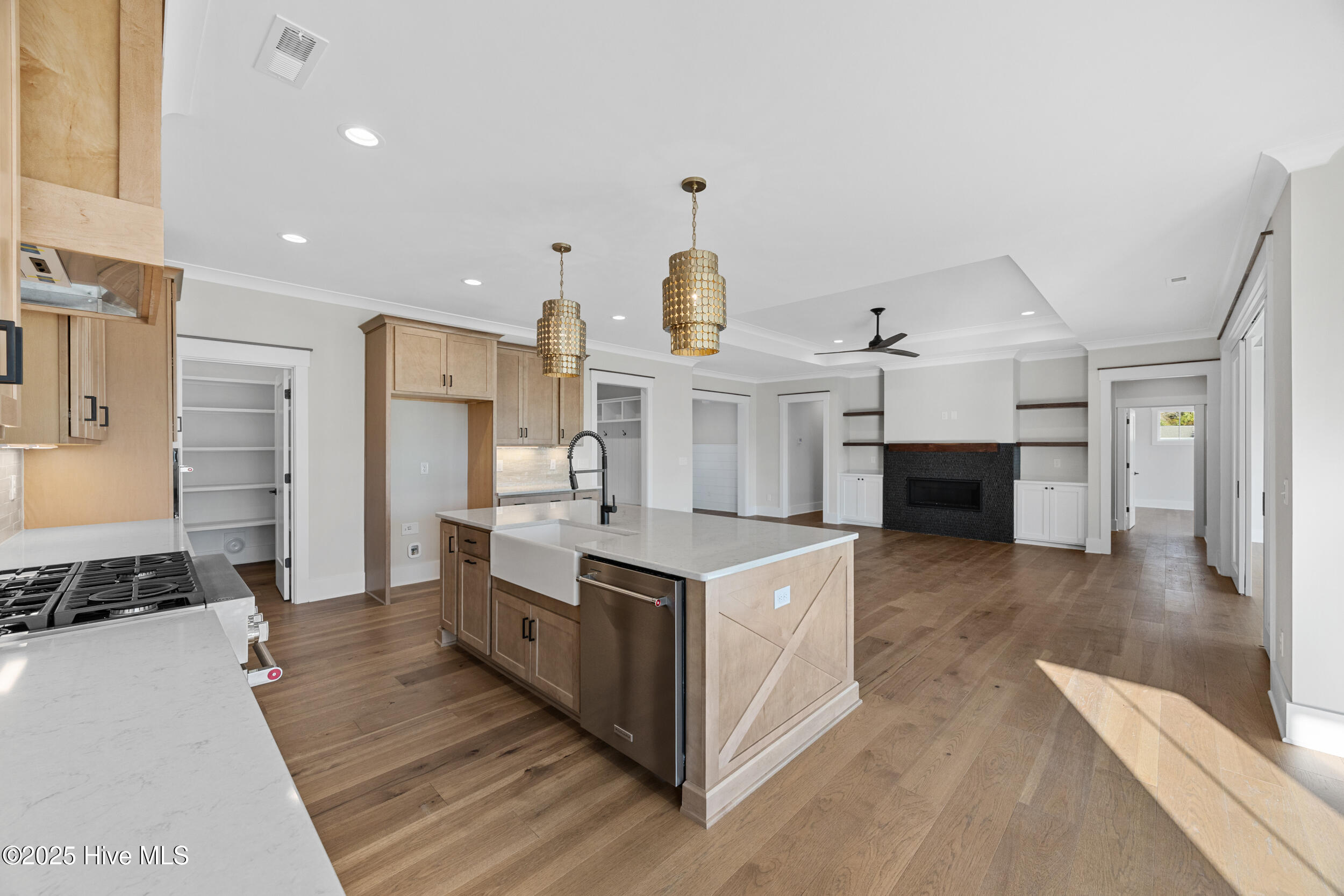 625 Waterstone Drive