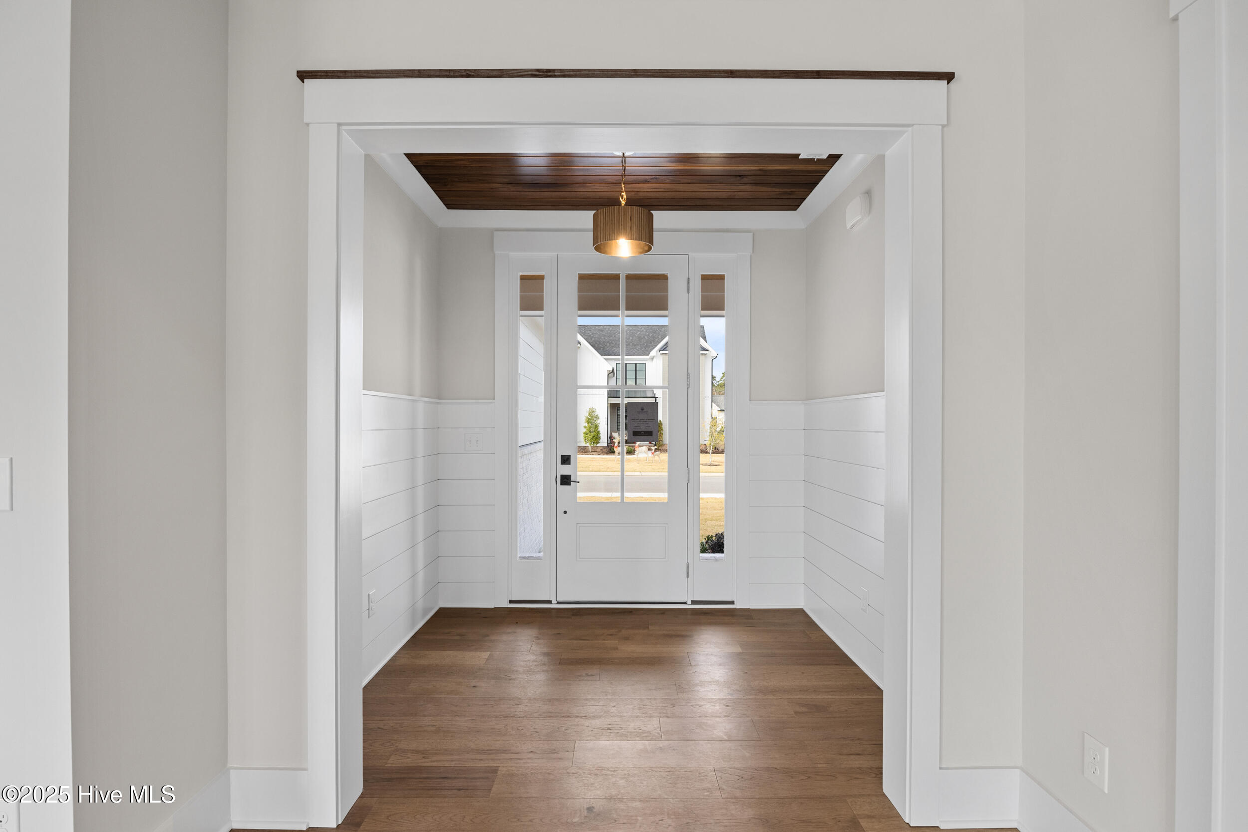 625 Waterstone Drive