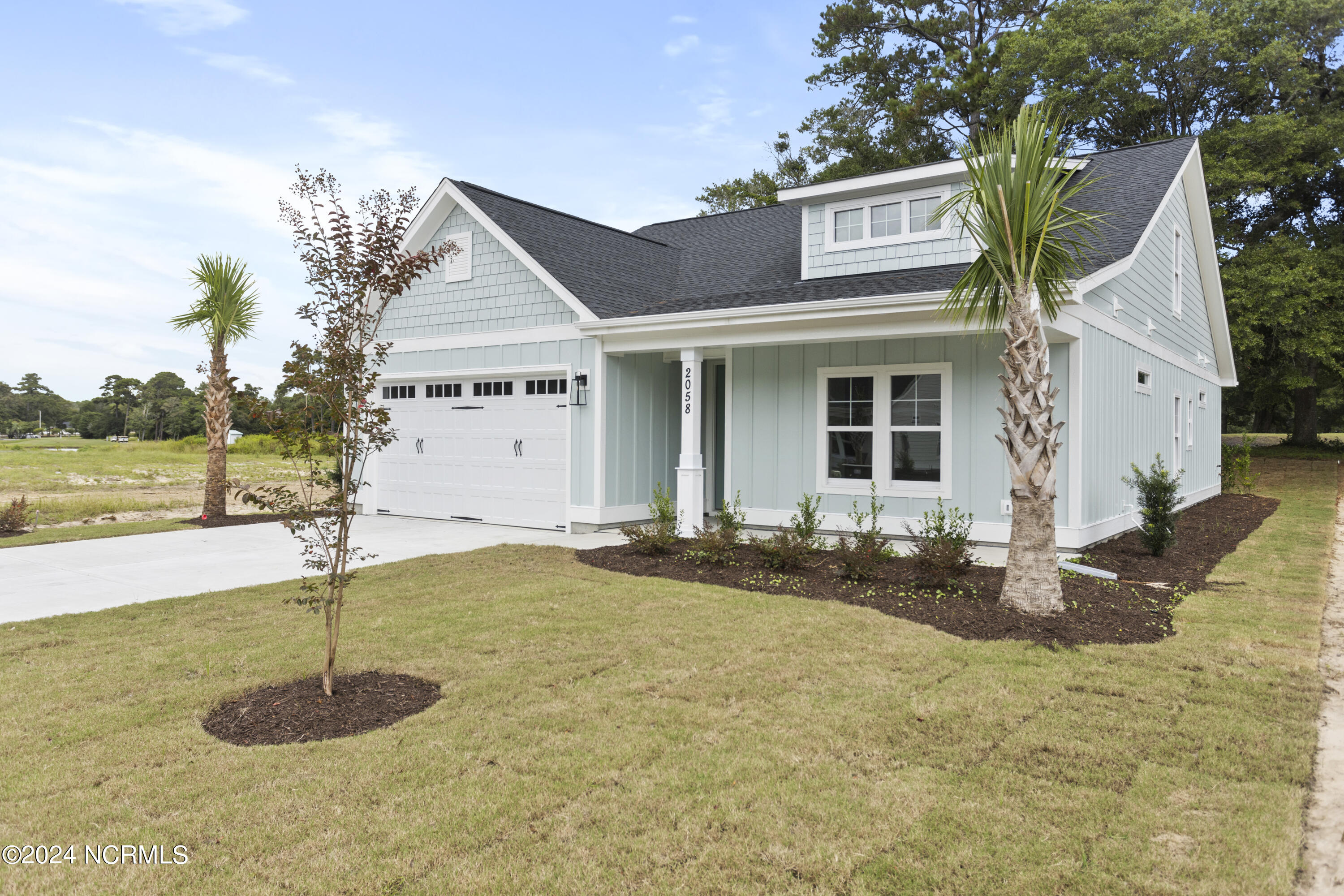 2058 Greenside Manor Drive SW