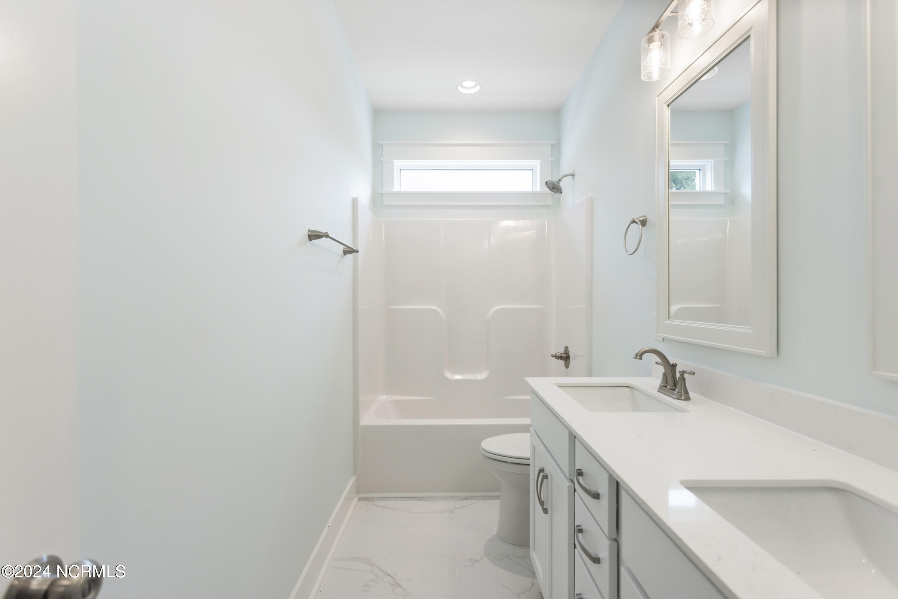 2058 Greenside Manor Drive SW