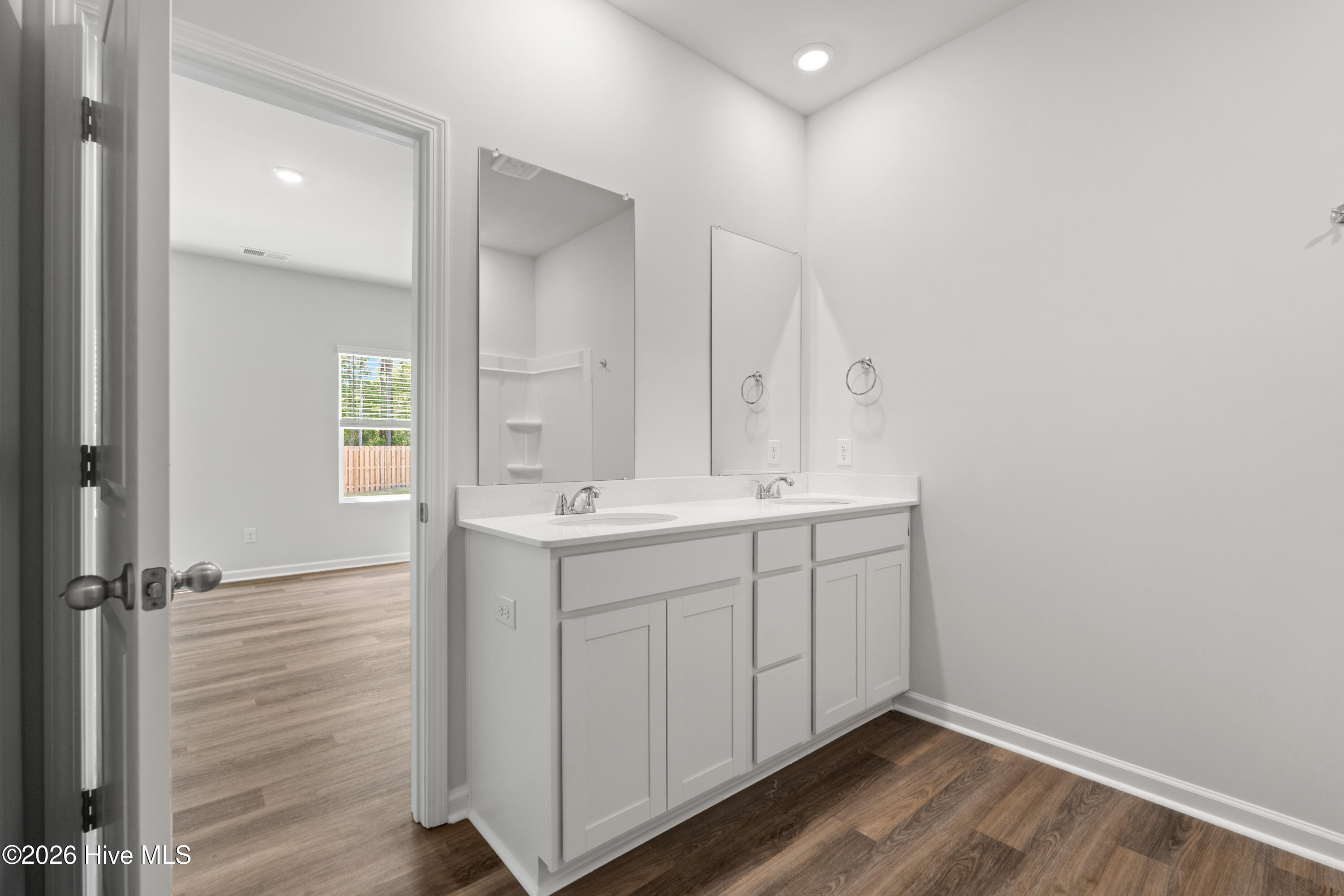 1152 Garland Lake Cir Sw