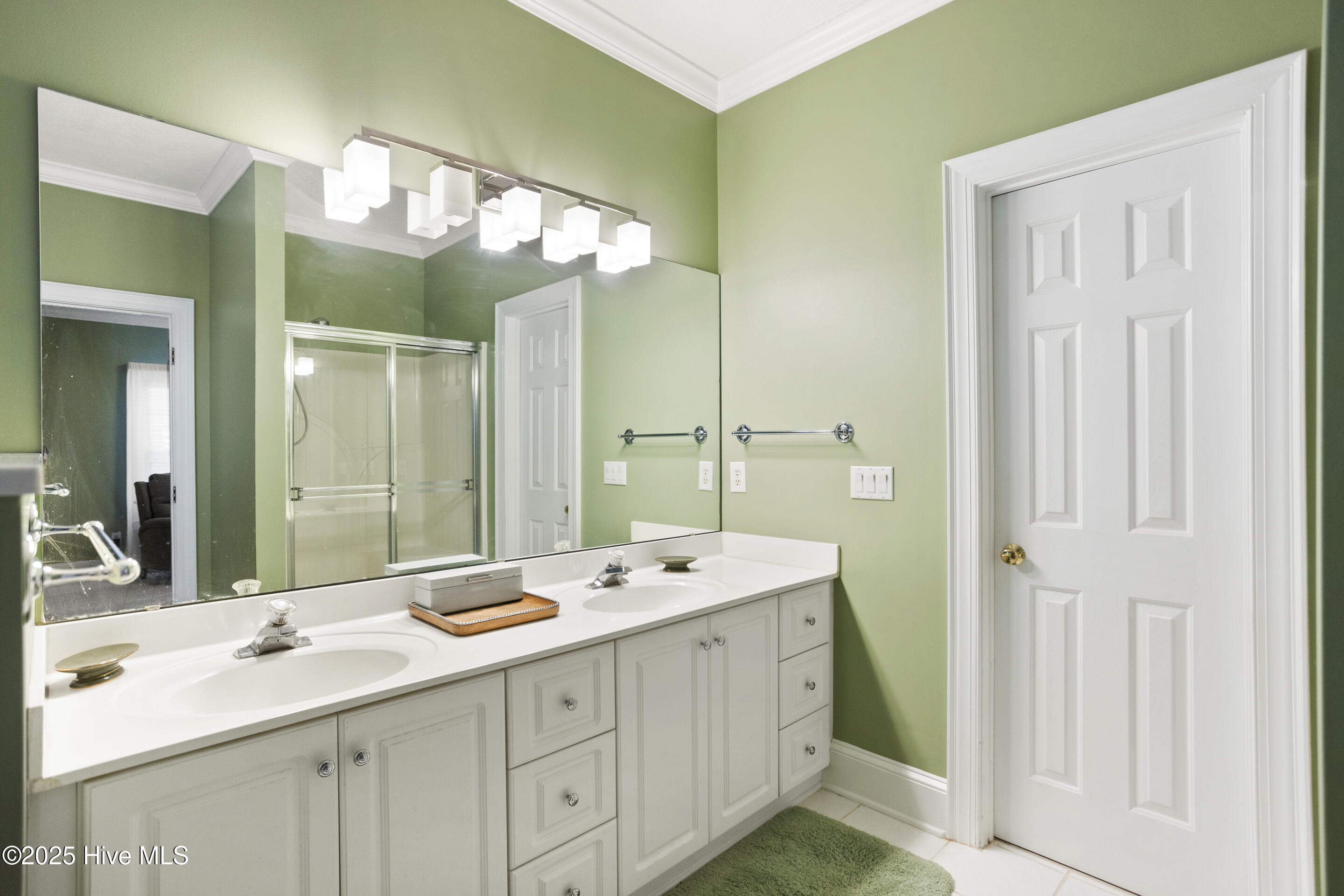 286 Gooseneck Road W