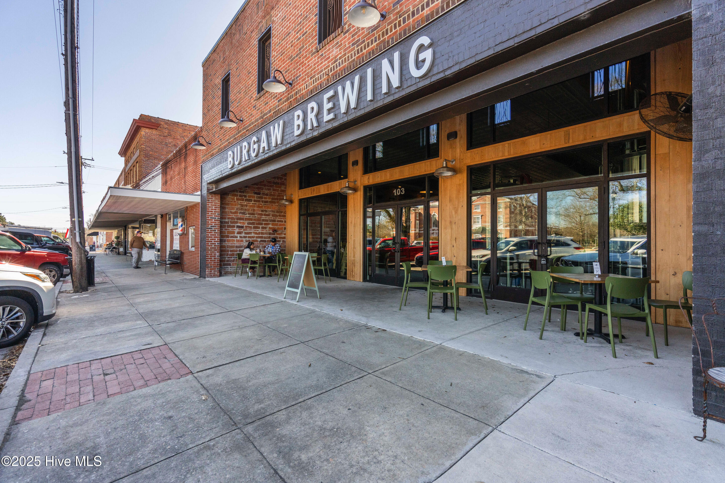 286 Gooseneck Road W