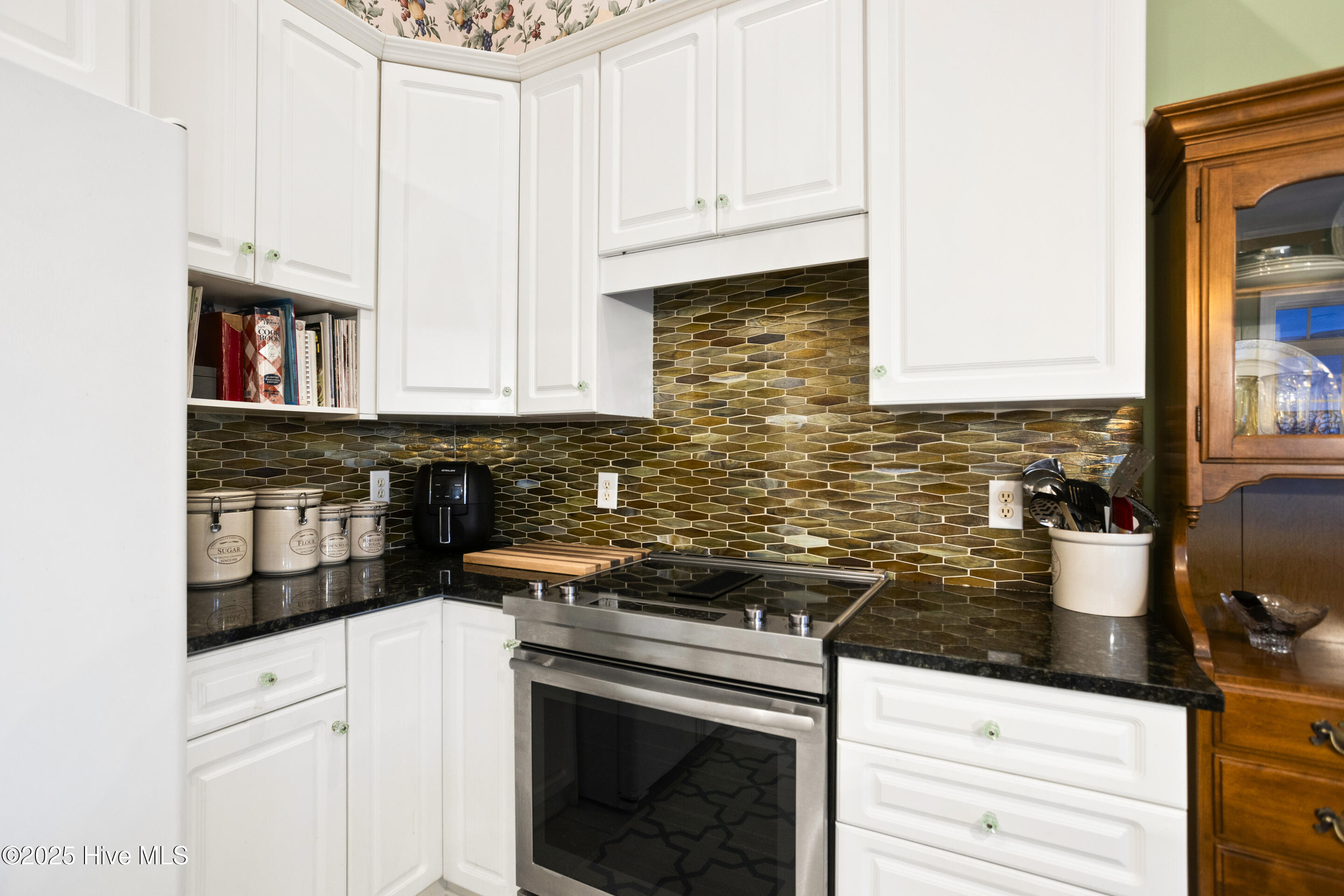 286 Gooseneck Road W