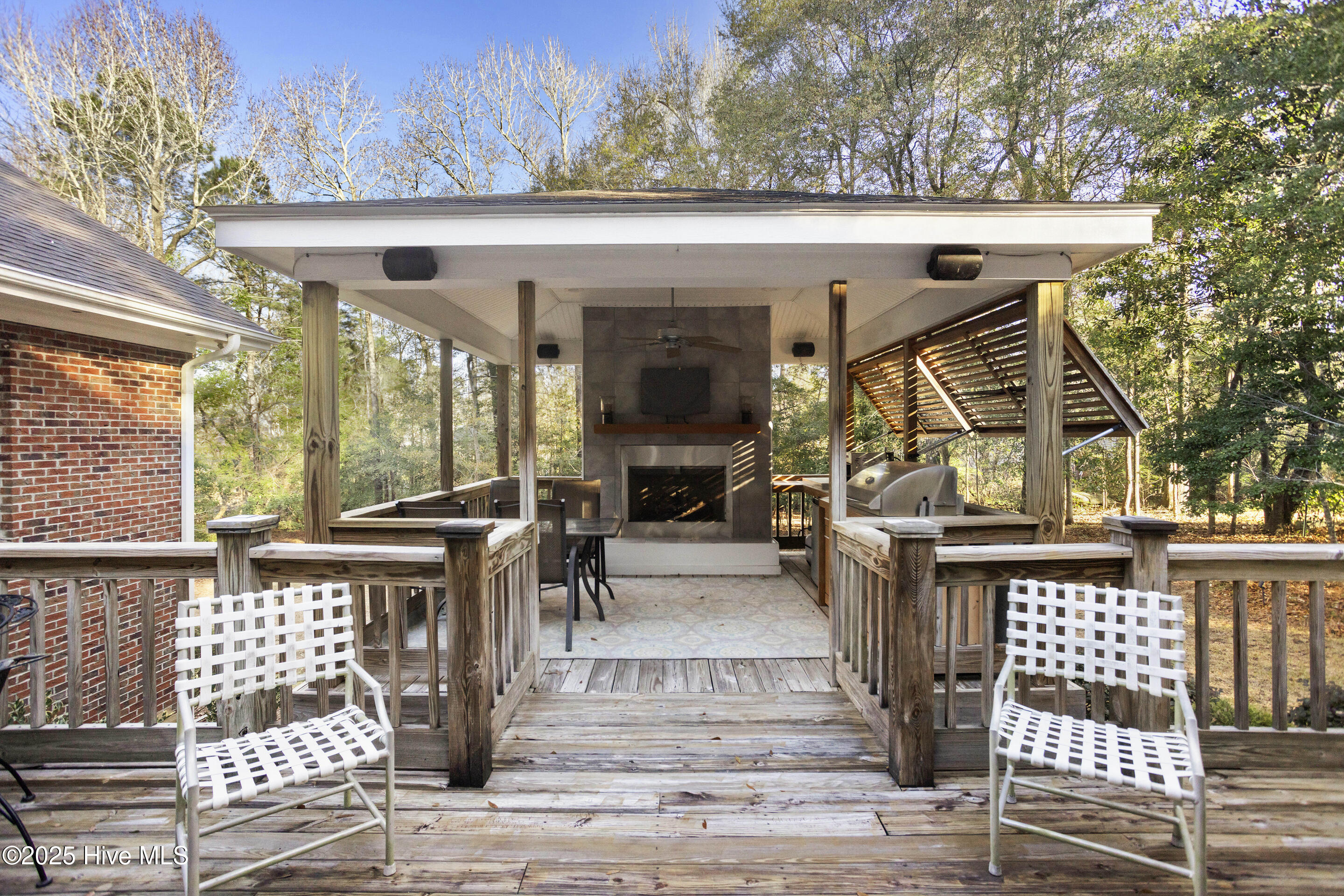 286 Gooseneck Road W