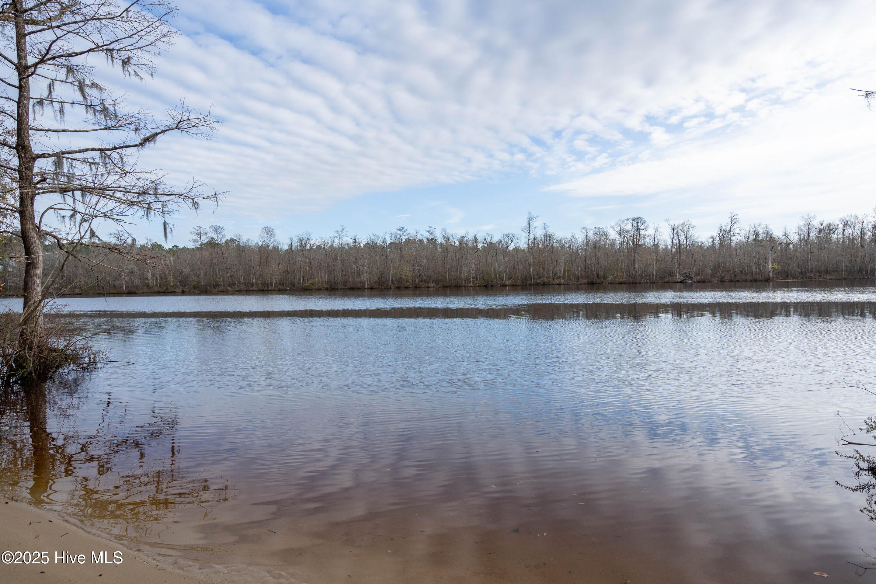 286 Gooseneck Road W