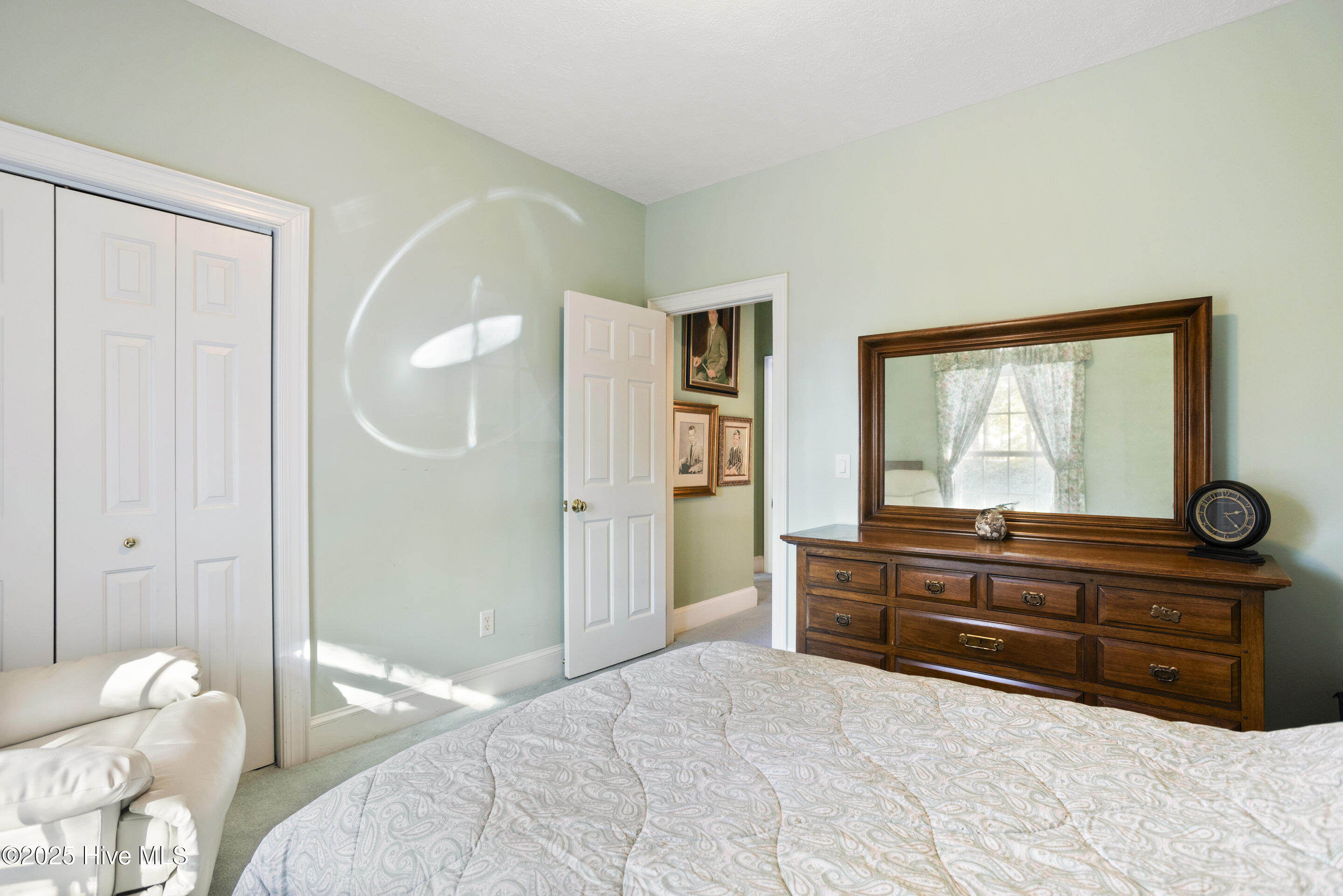 286 Gooseneck Road W