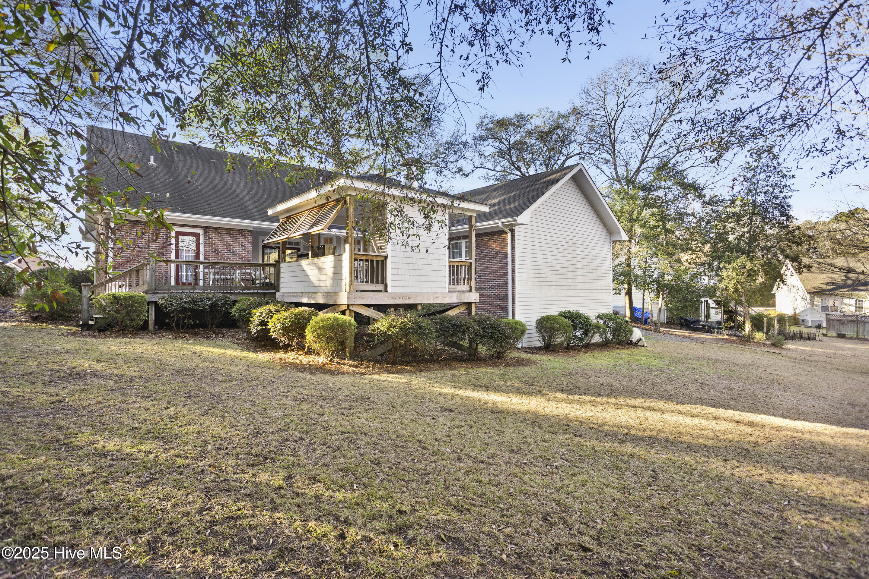 286 Gooseneck Road W