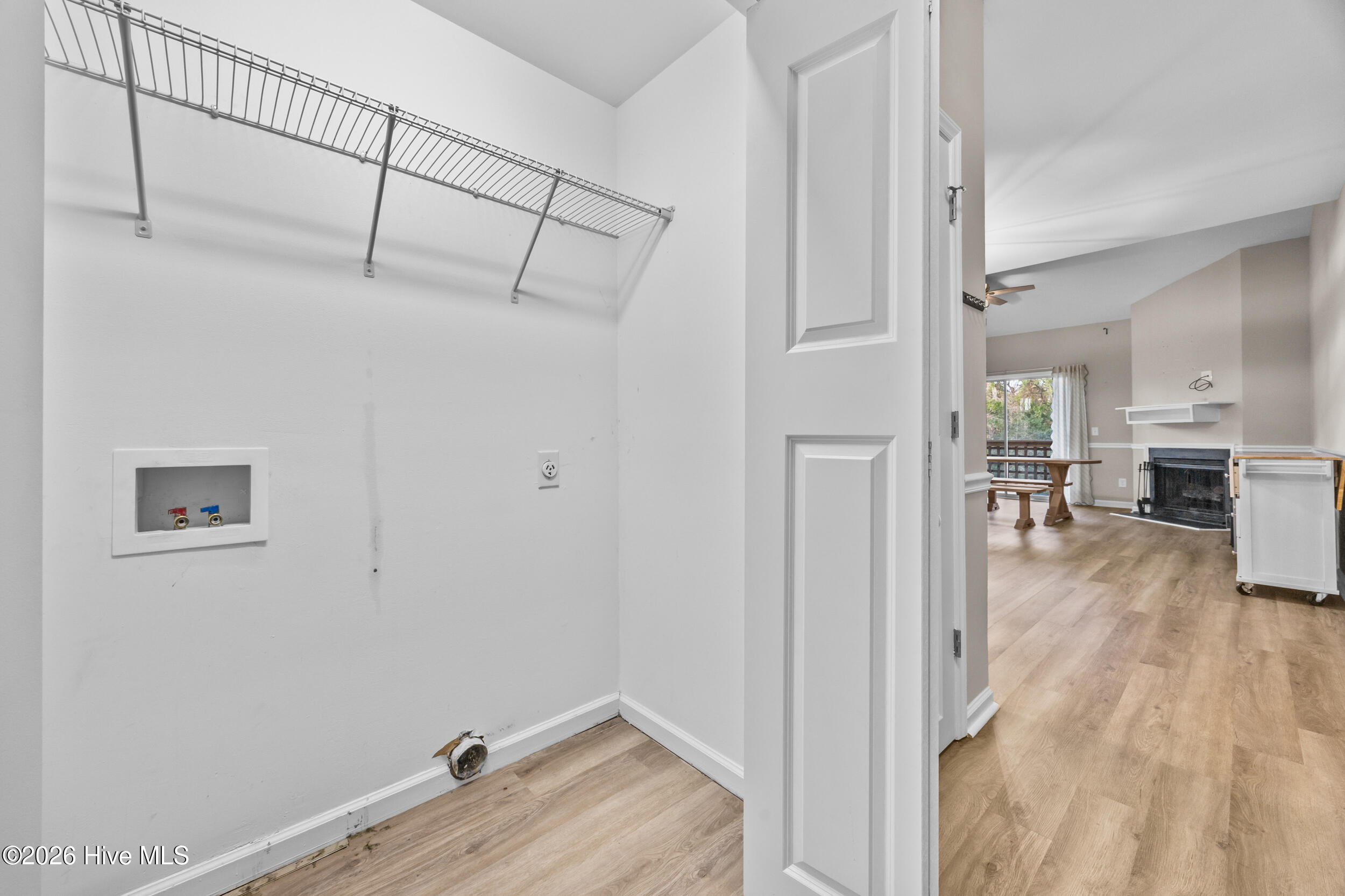 4230 Wilshire Boulevard Apt 301